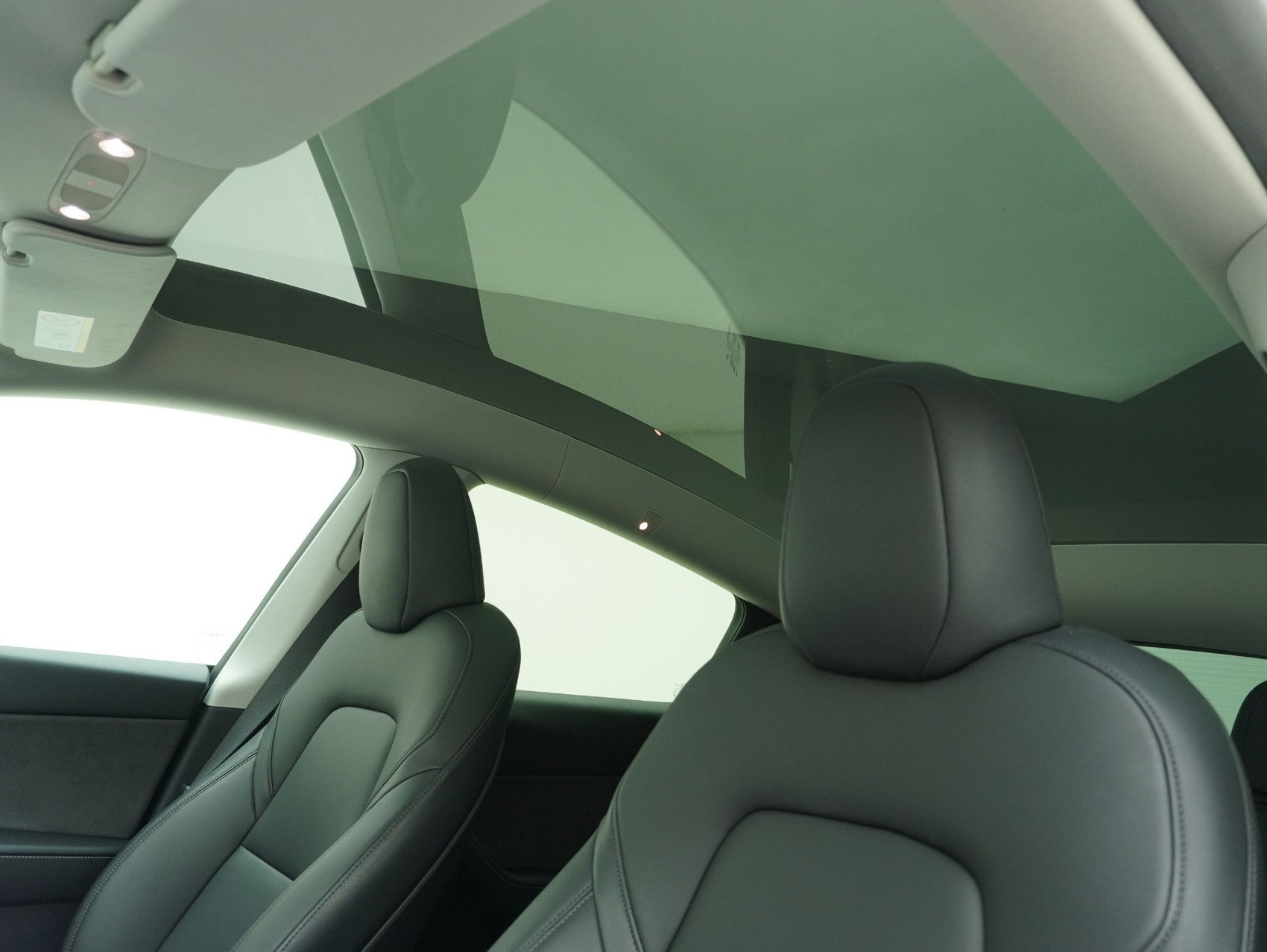 TESLA Model Y Long Range RWD