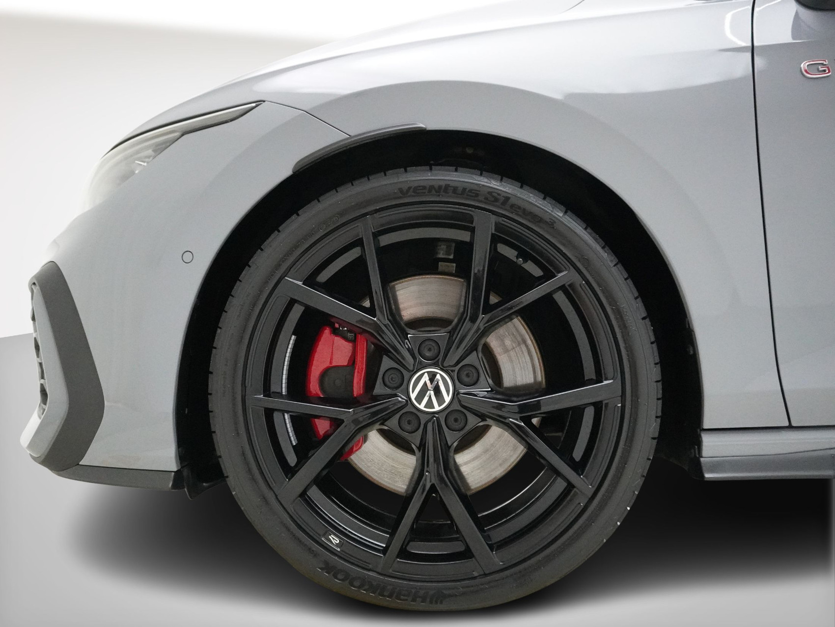 VW Golf 8.5 2.0 TSI DSG GTI Black Style (2025) **Leder/Harmon-Kardon/Sitzbelüftung/uvm.**