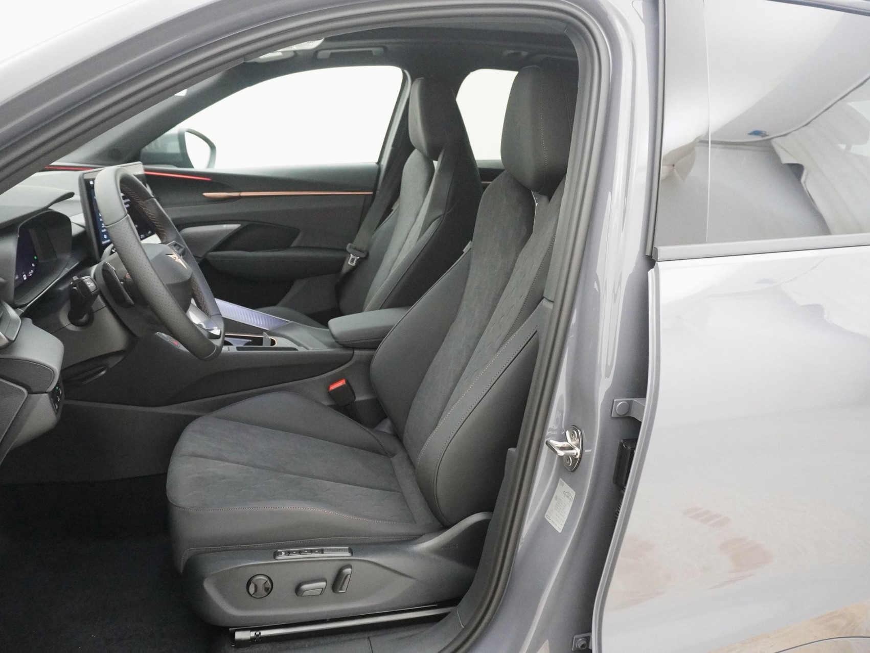 CUPRA Terramar 1.5 e-Plug-in-HYBRID VZ DSG