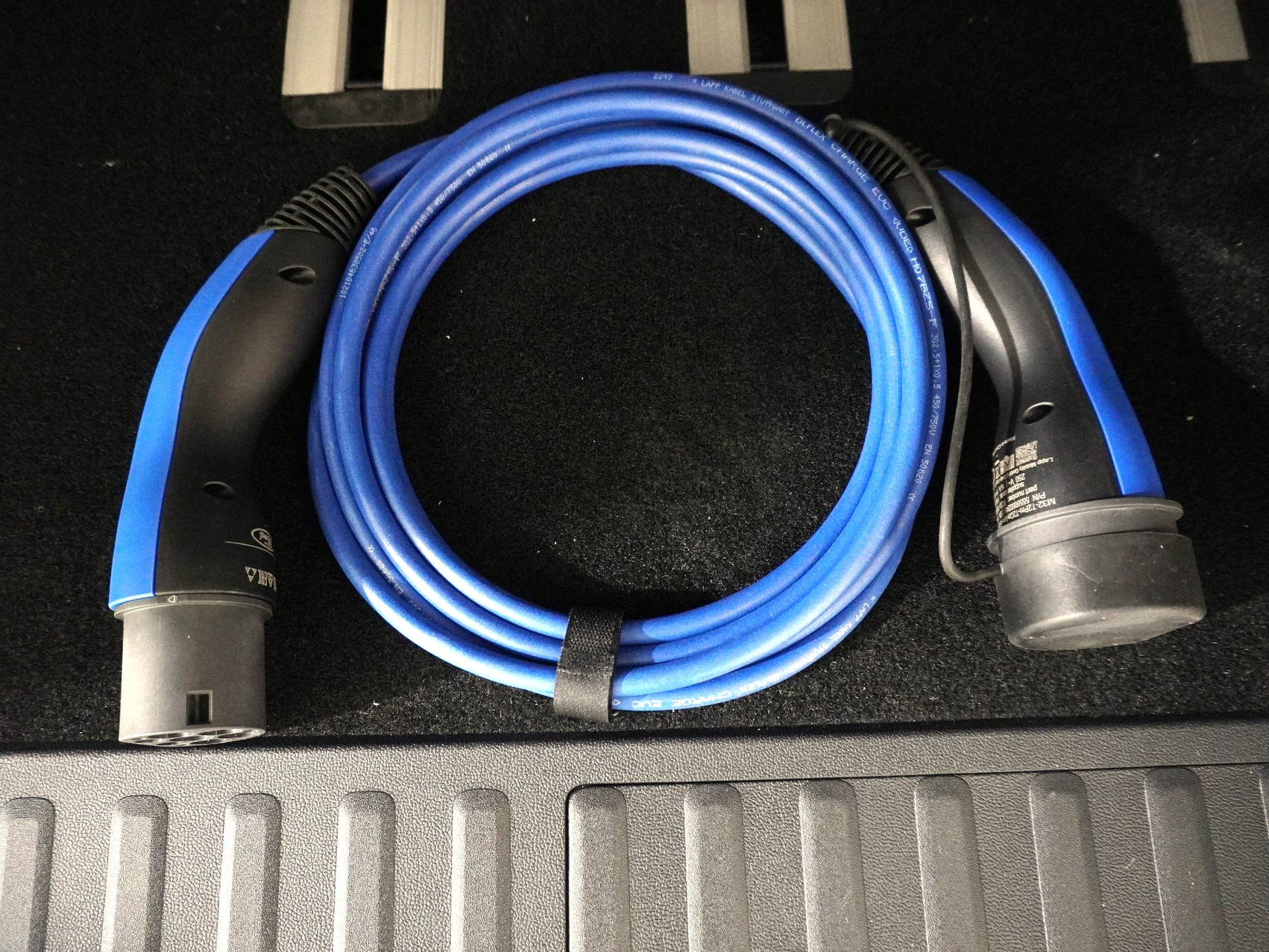 FORD Tourneo Custom L2 2.5 Plug-in-Hybrid Titanium X