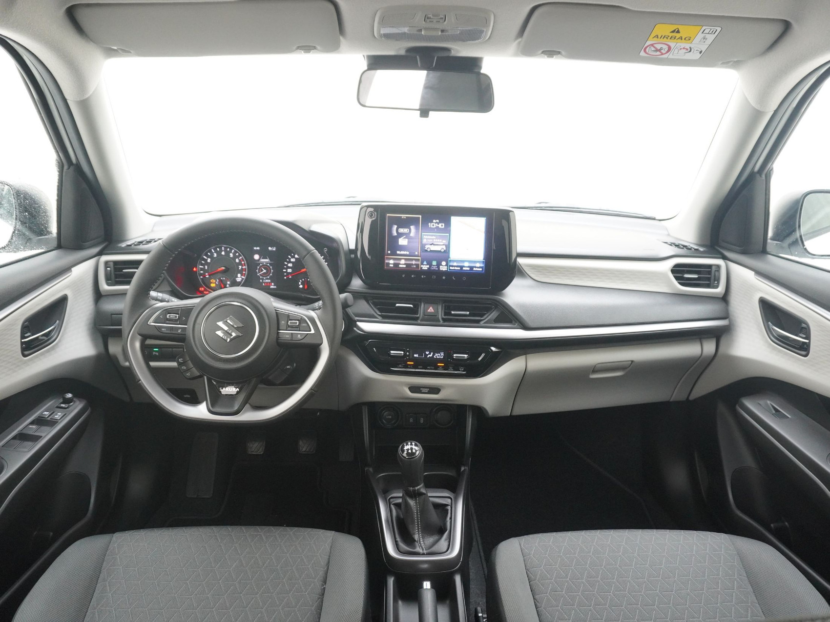 SUZUKI Swift 1.2 Sakura Top Hybrid 4×4