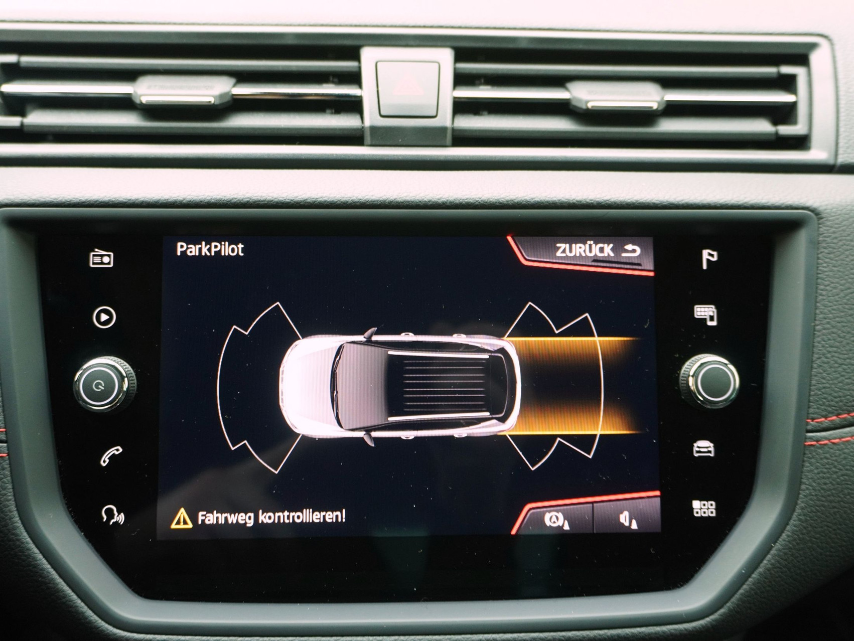 SEAT Arona 1.0 TSI DSG FR