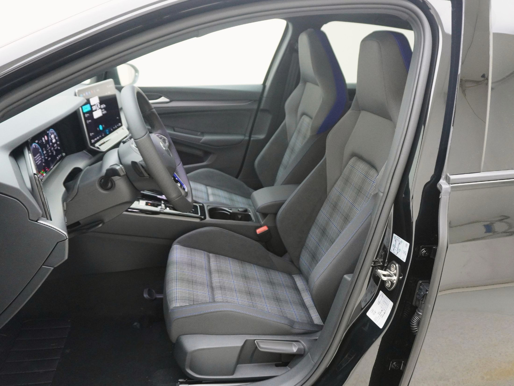 VW Golf VIII 1.5 TSI Plug-in-Hybrid GTE DSG