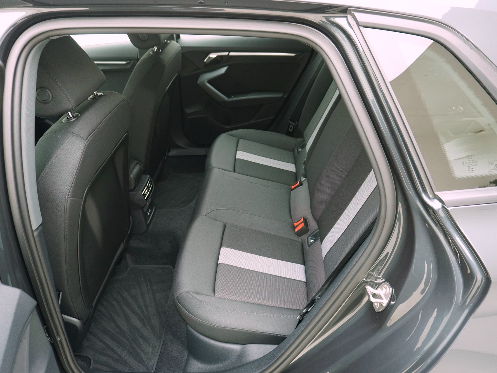 AUDI A3 Sportback 40 TFSI e S-Tronic **Audi Werksgarantie bis 04/2030**