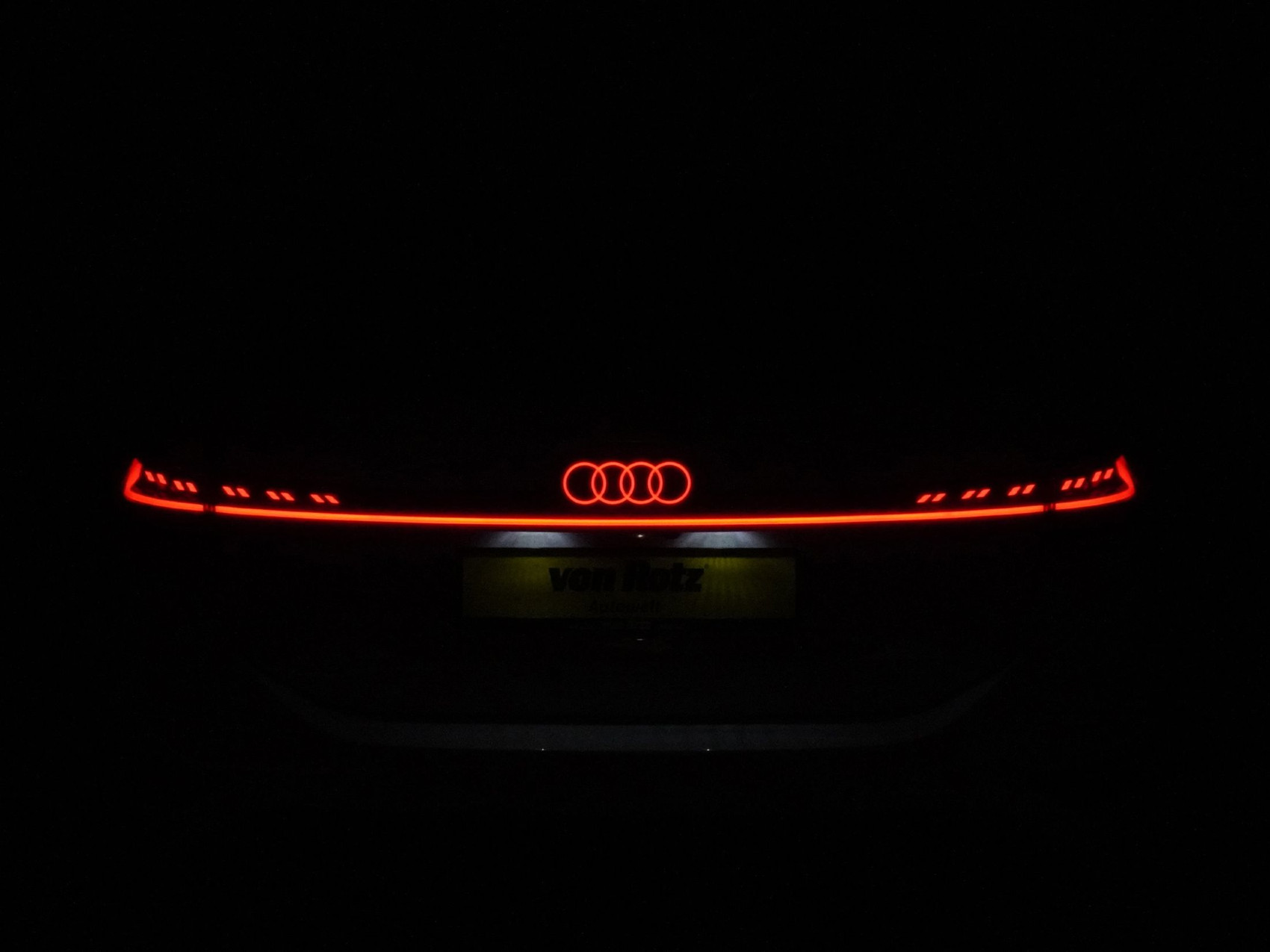 AUDI A6 e-tron Avant quattro S line