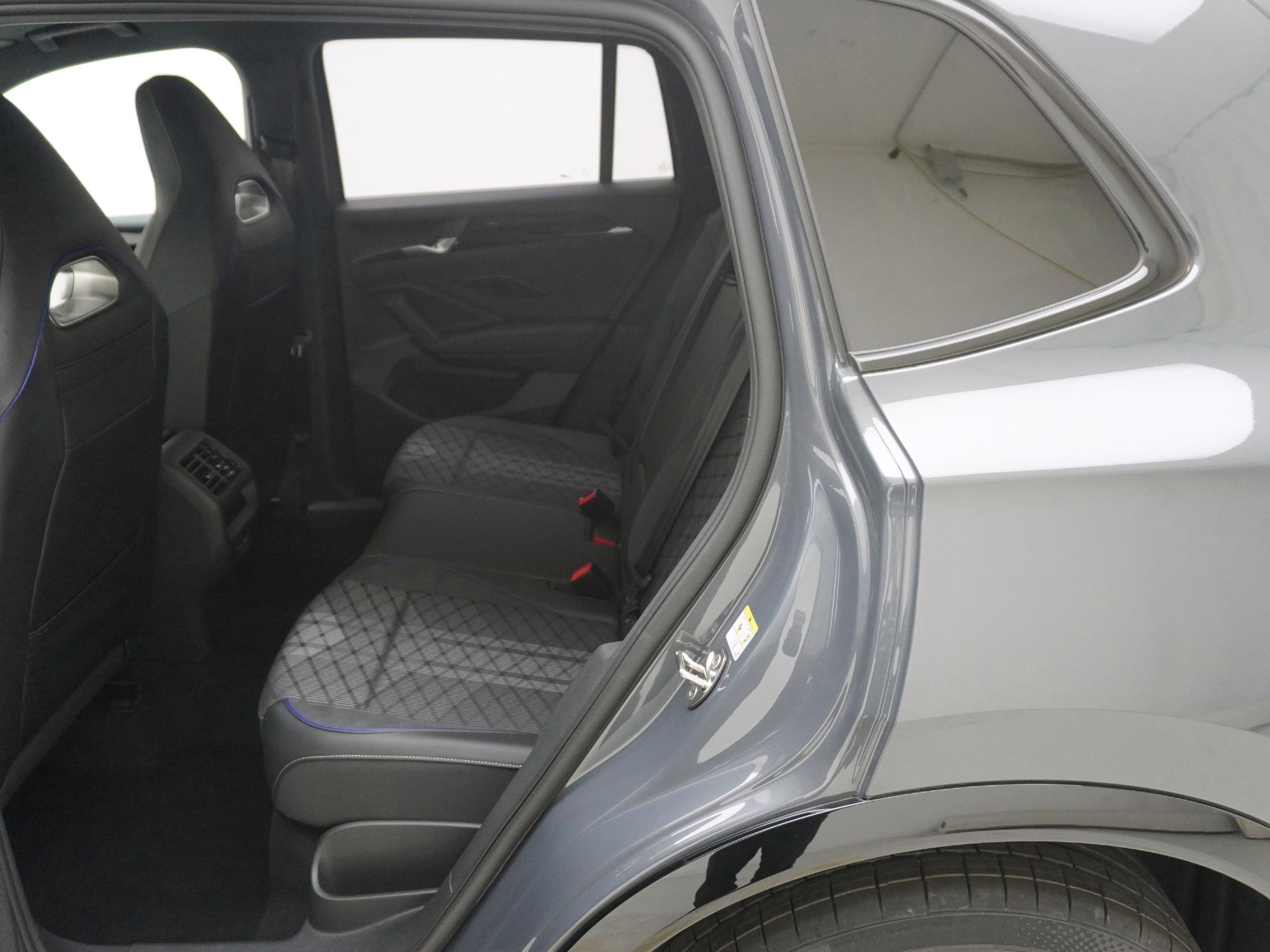 VW Tiguan 2.0 TSI R-Line 4motion