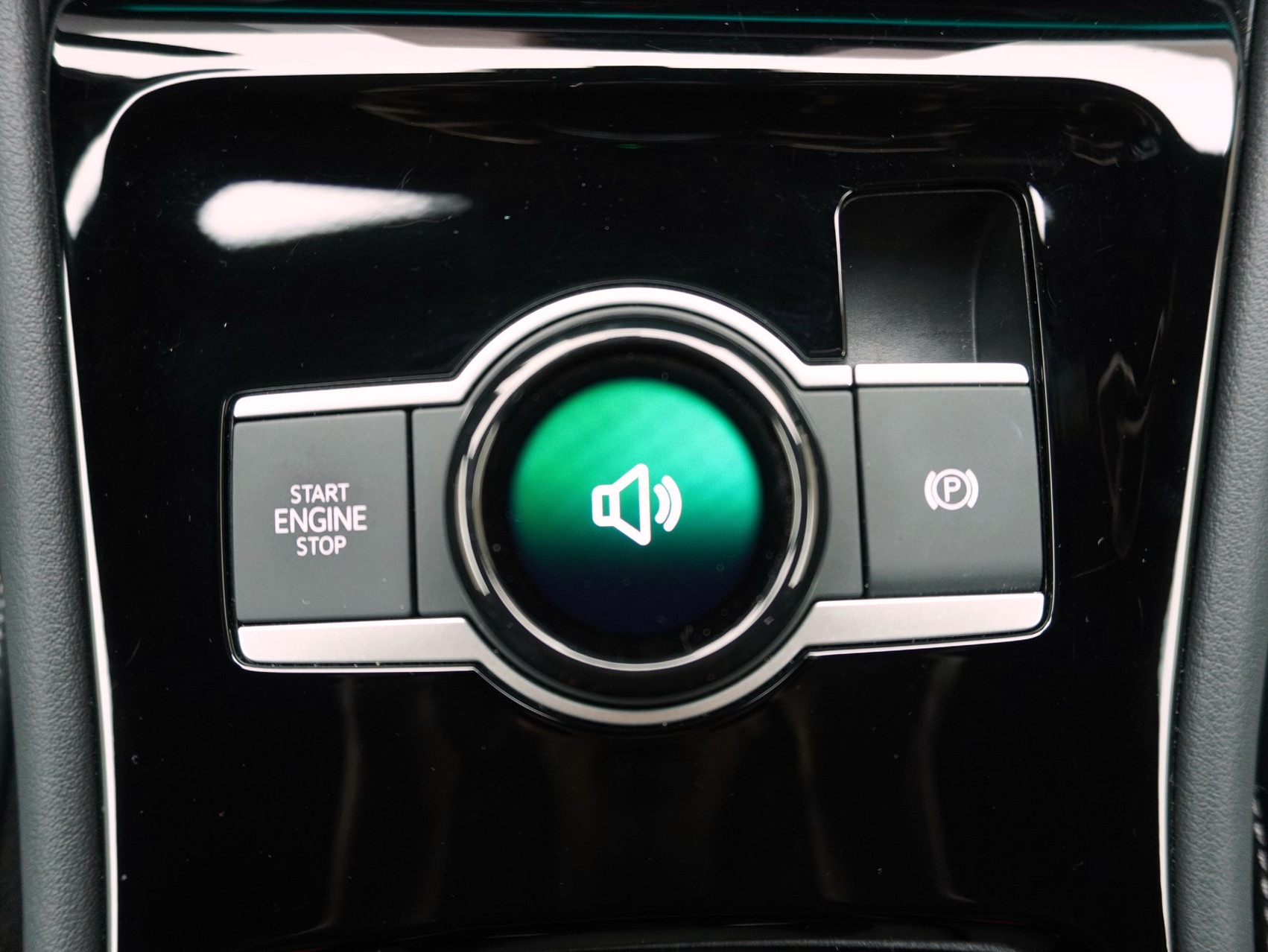 VW Tiguan 2.0 TSI DSG R-Line Black Style 4Motion (2025)