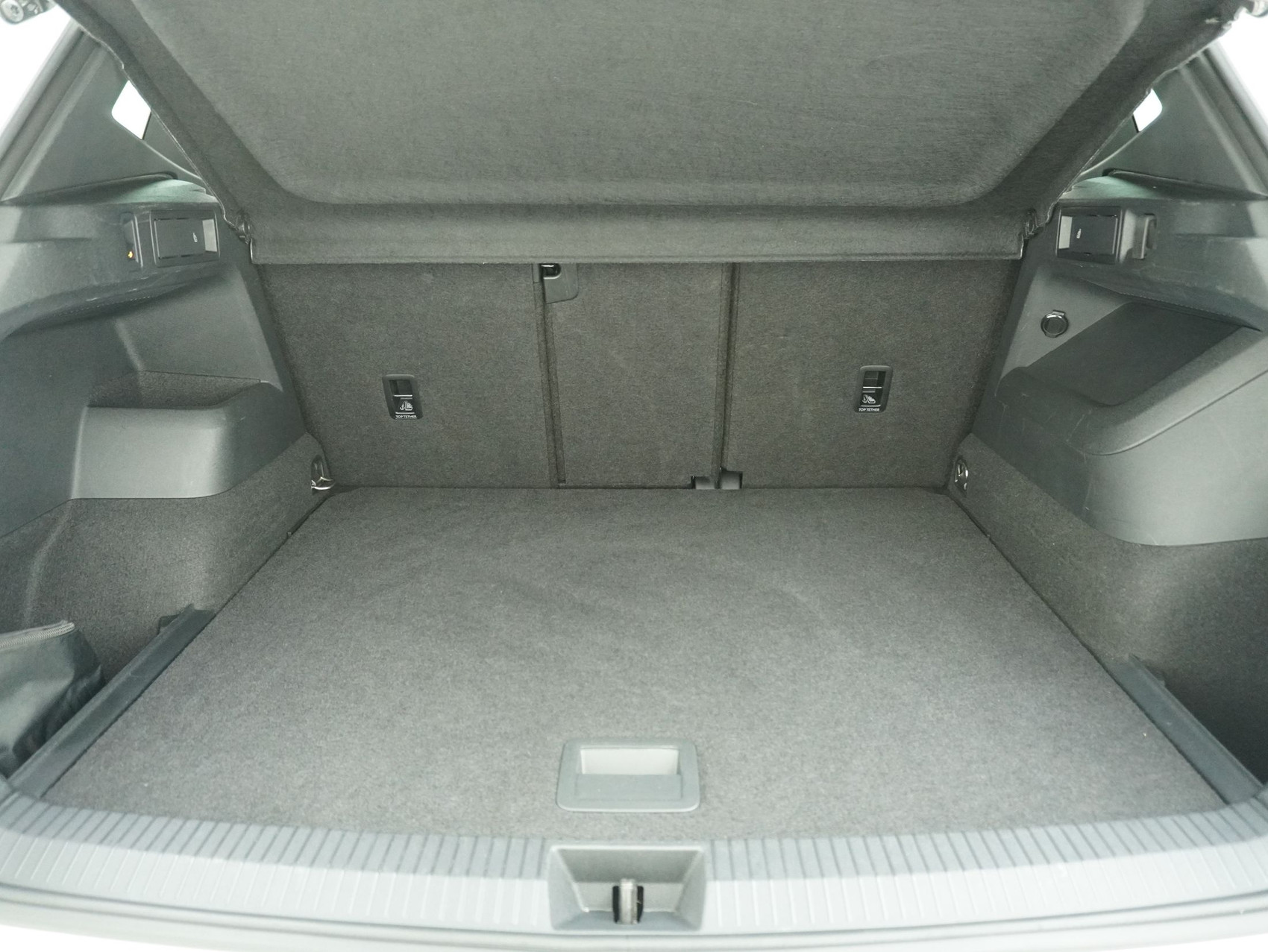 VW Tiguan 2.0 TSI DSG R-Line Black Style 4Motion (2025)