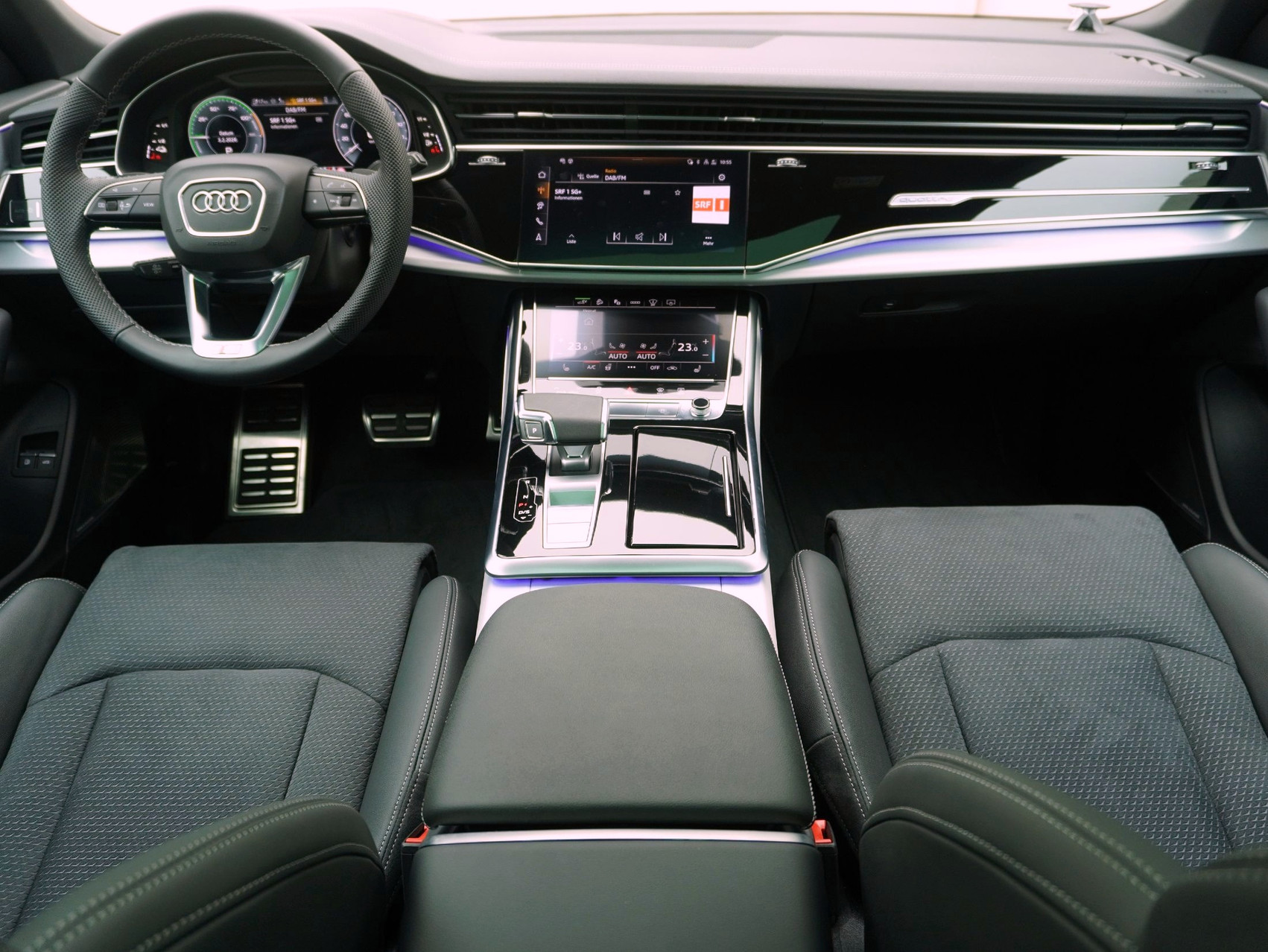 AUDI Q8 SUV 55 TFSI e S line quattro T-Tronic **Audi Werksgarantie bis 06/2030**