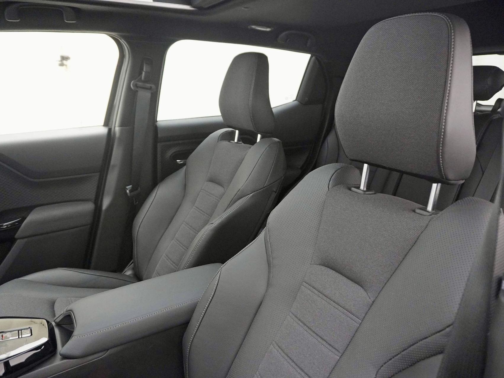 SUZUKI e Vitara Compact Top 4×4