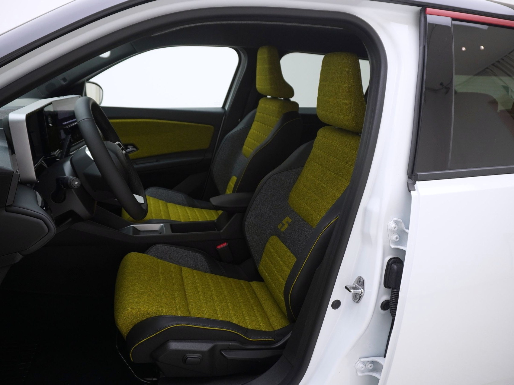 RENAULT R5 E-Tech Comfort Range iconic