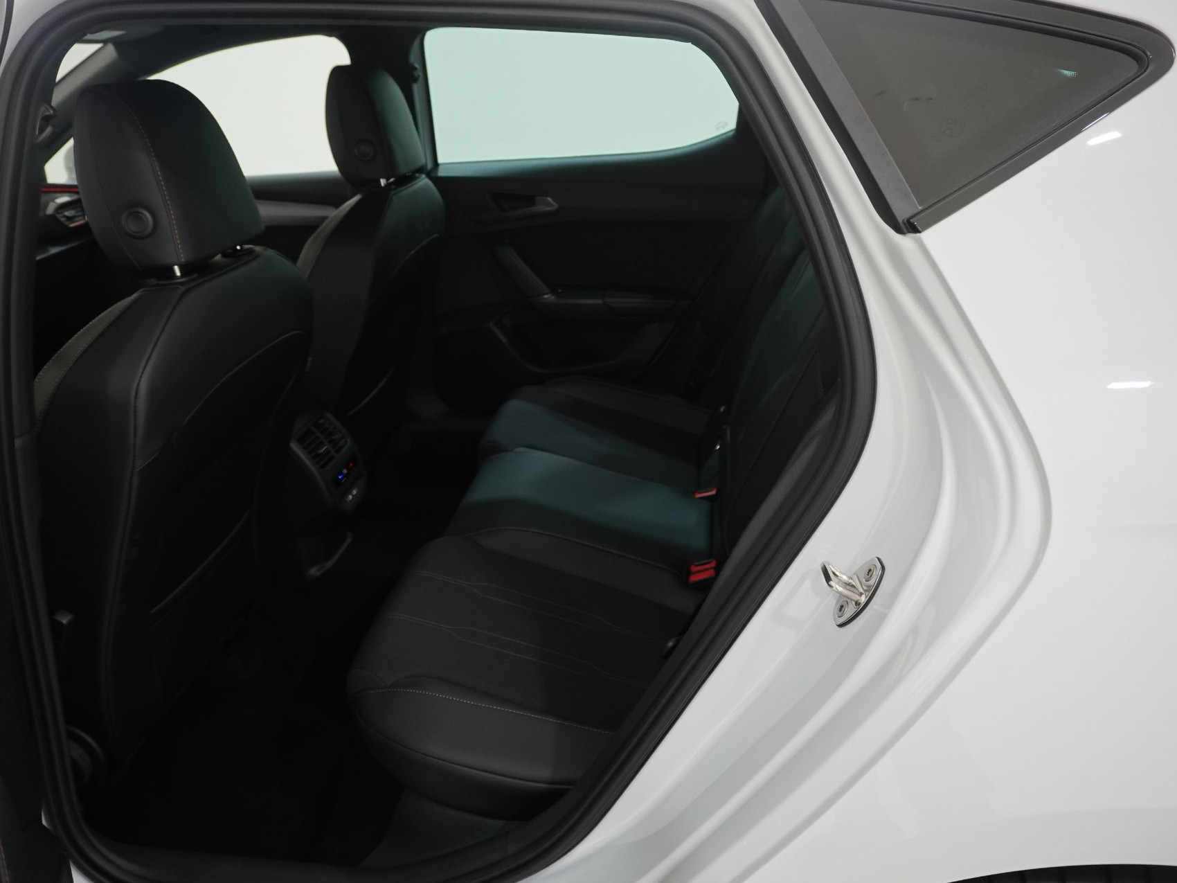 CUPRA Leon 1.5 eTSI DSG