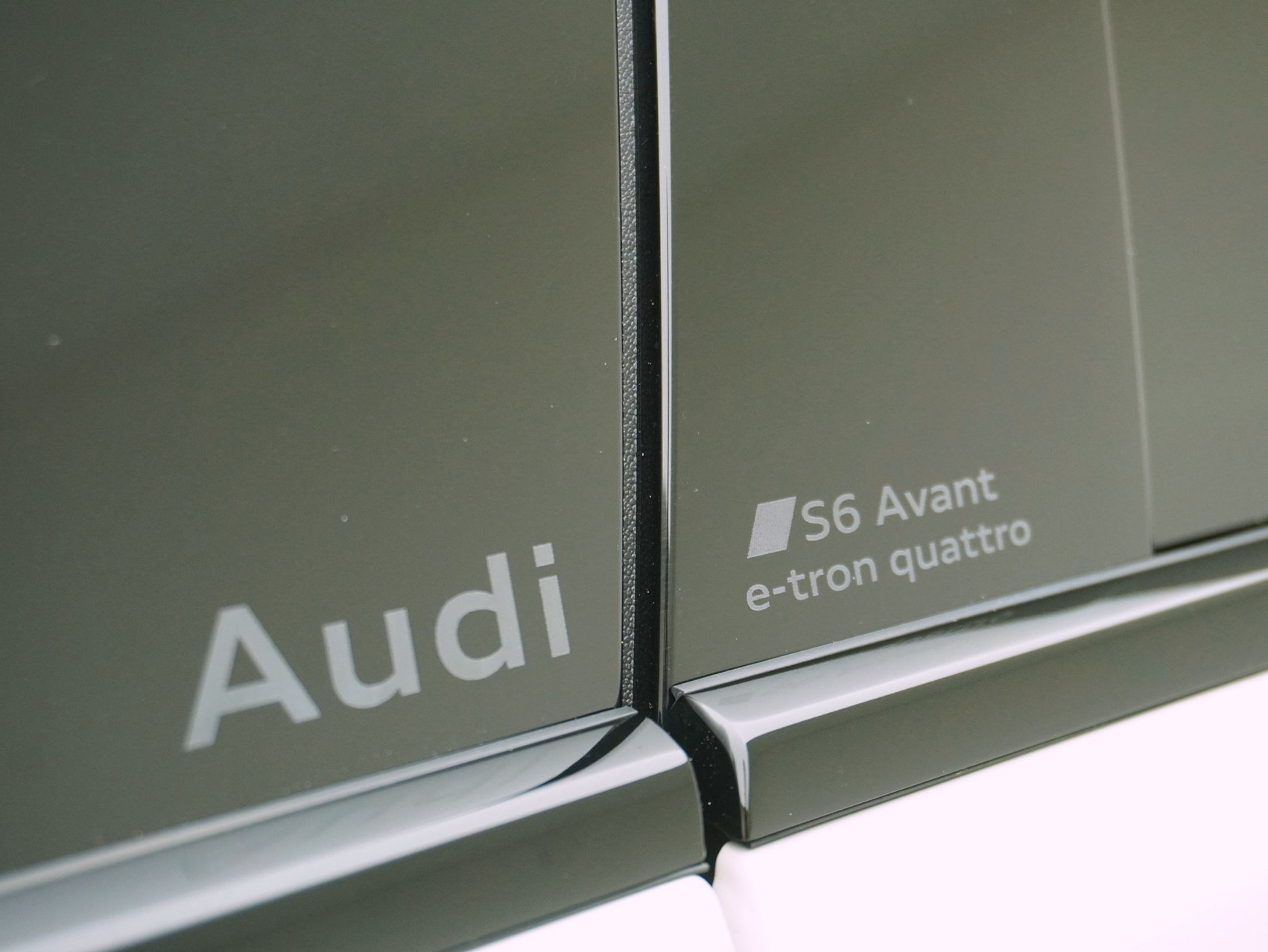 AUDI S6 e-tron Avant quattro **Audi Werksgarantie bis 10/2030**