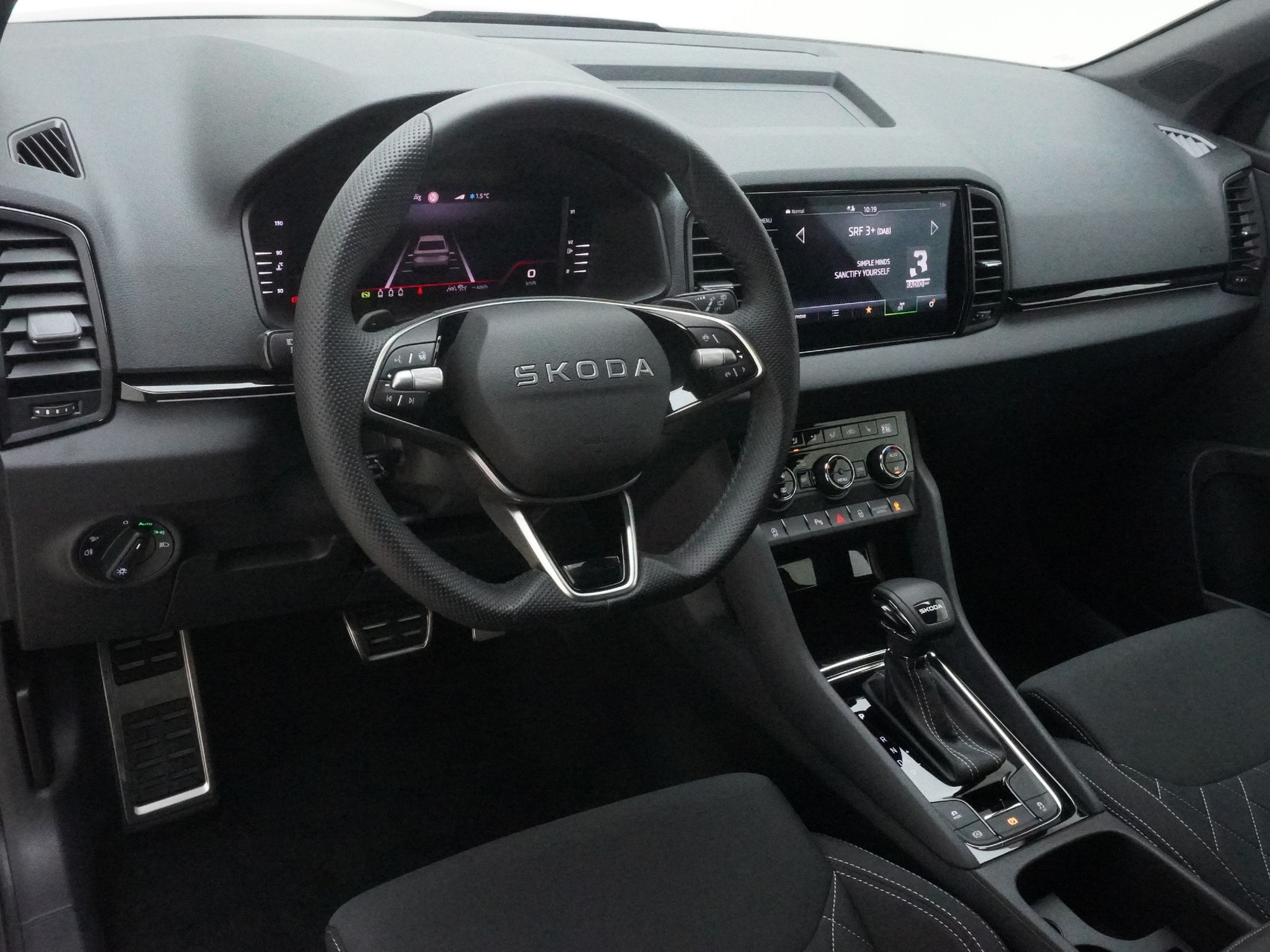 SKODA Karoq 1.5 TSI SportLine DSG