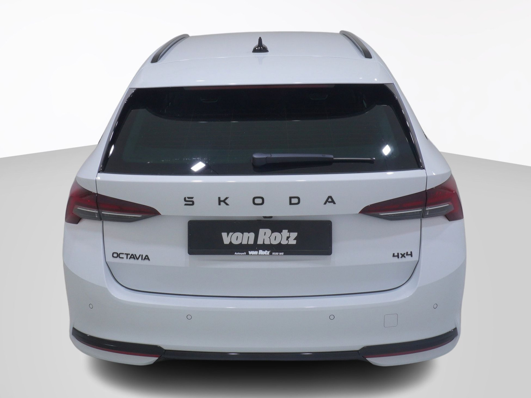 SKODA Octavia 2.0 TSI SportLine 4×4 DSG