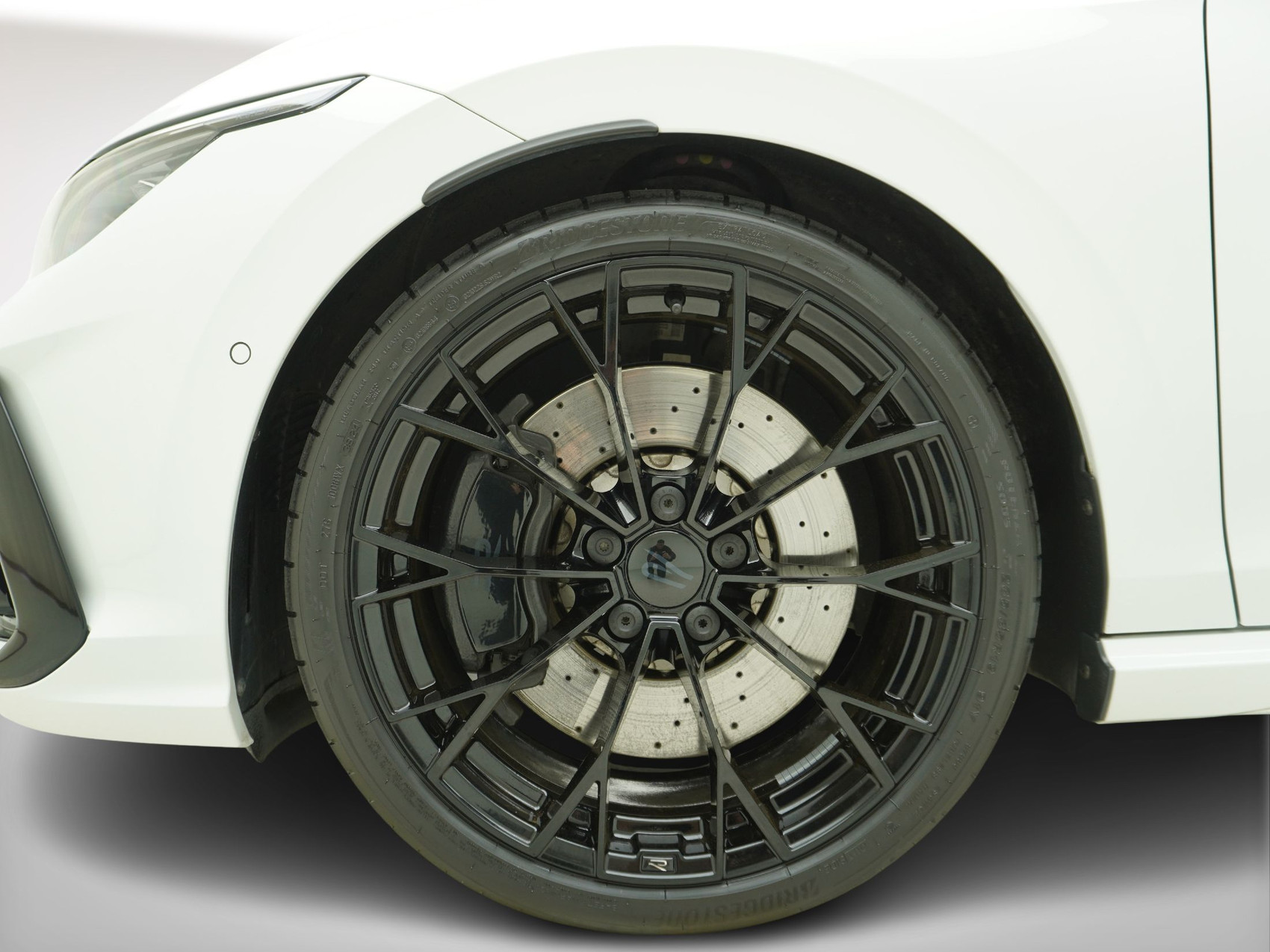 VW Golf 8.5 2.0 TSI DSG R Black Edition 4Motion (2025)