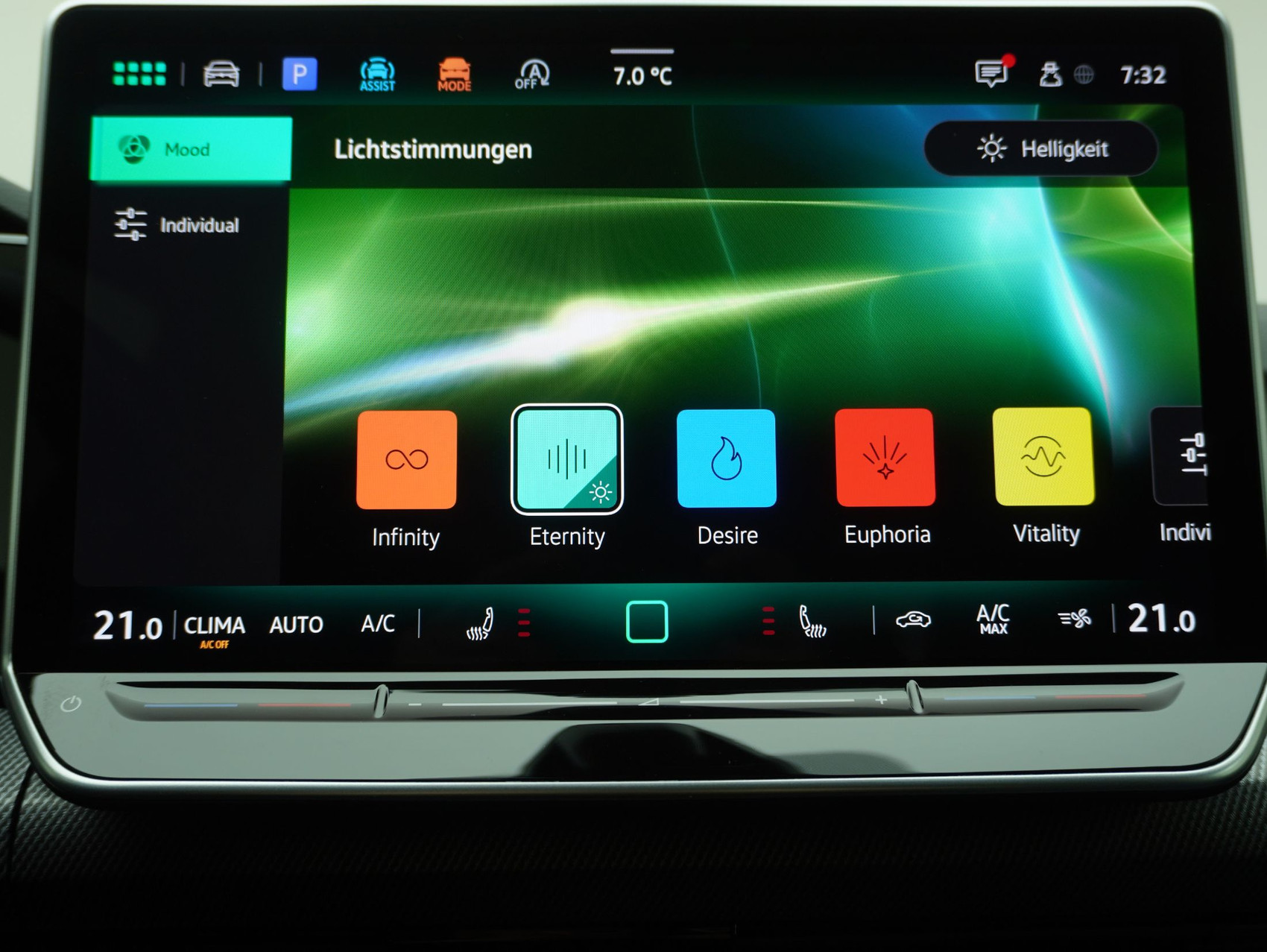 VW Golf 8.5 2.0 TSI DSG R Black Edition 4Motion (2025)