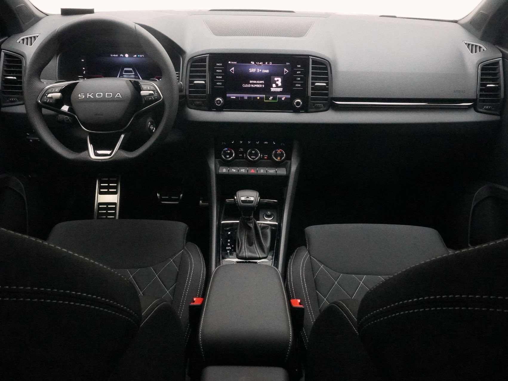 SKODA Karoq 2.0 TSI SportLine DSG 4×4