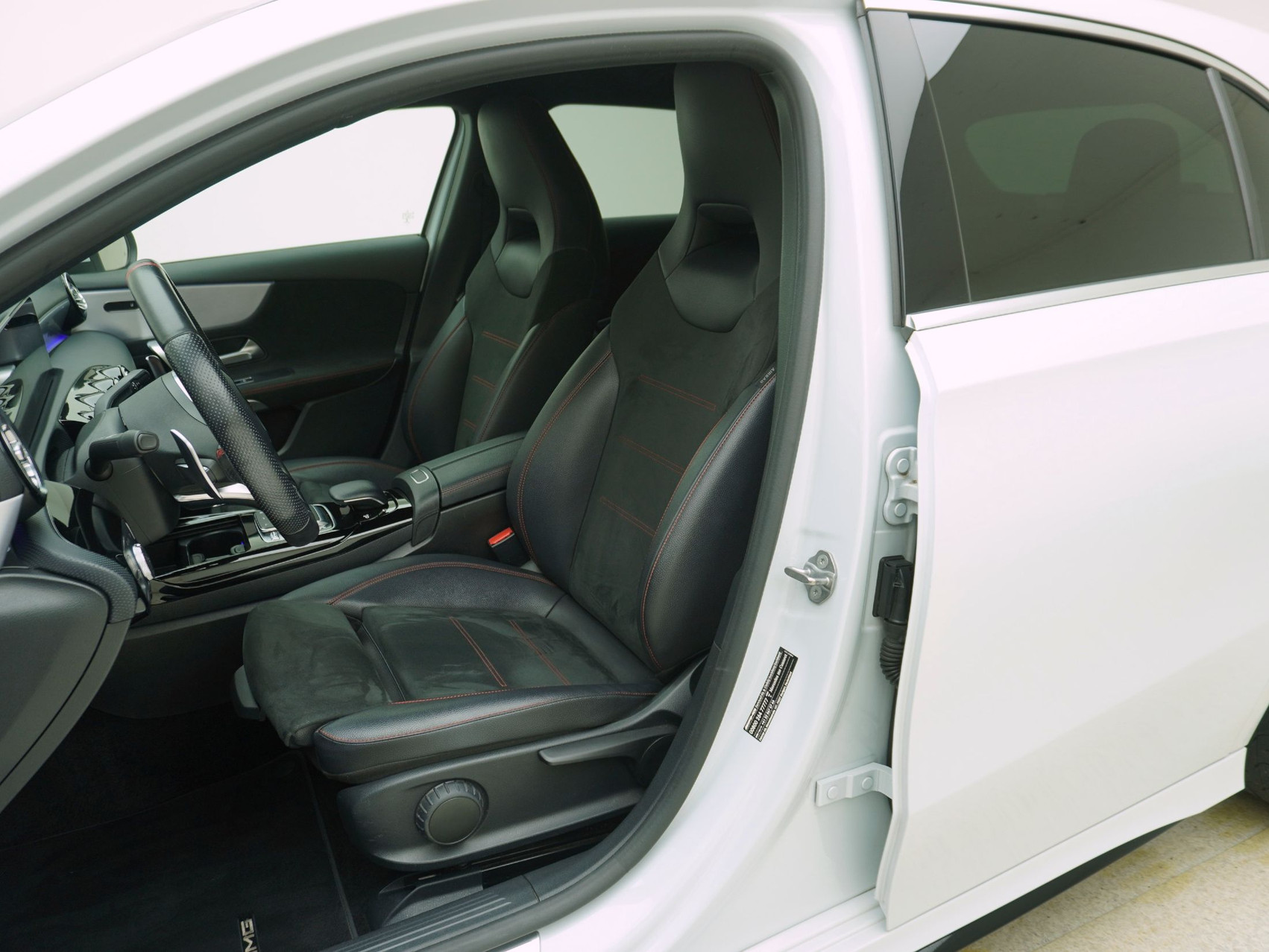 MERCEDES-BENZ A-Klasse A 35 AMG 4matic