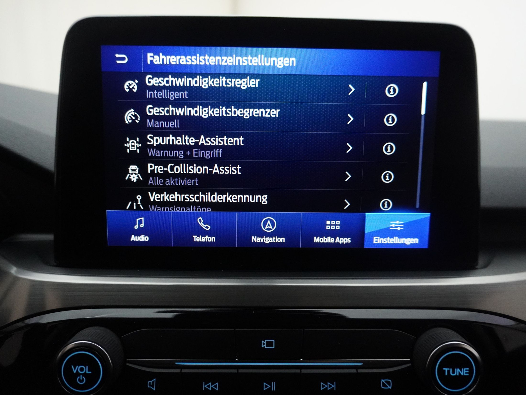 FORD Kuga 2.0 EcoBlue Hybrid Titanium X