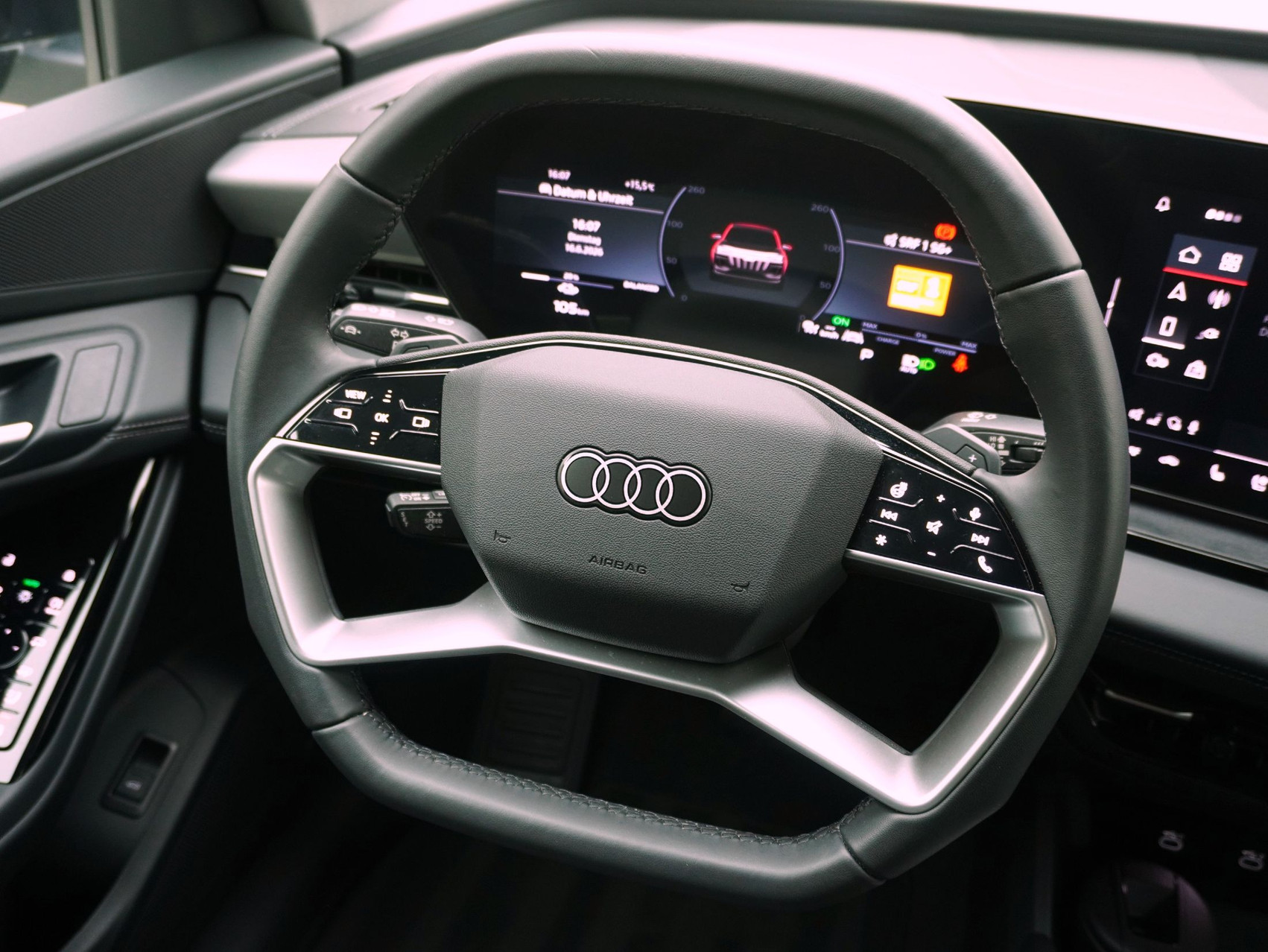 AUDI Q6 e-tron quattro **Audi Werksgarantie bis 06/2030**