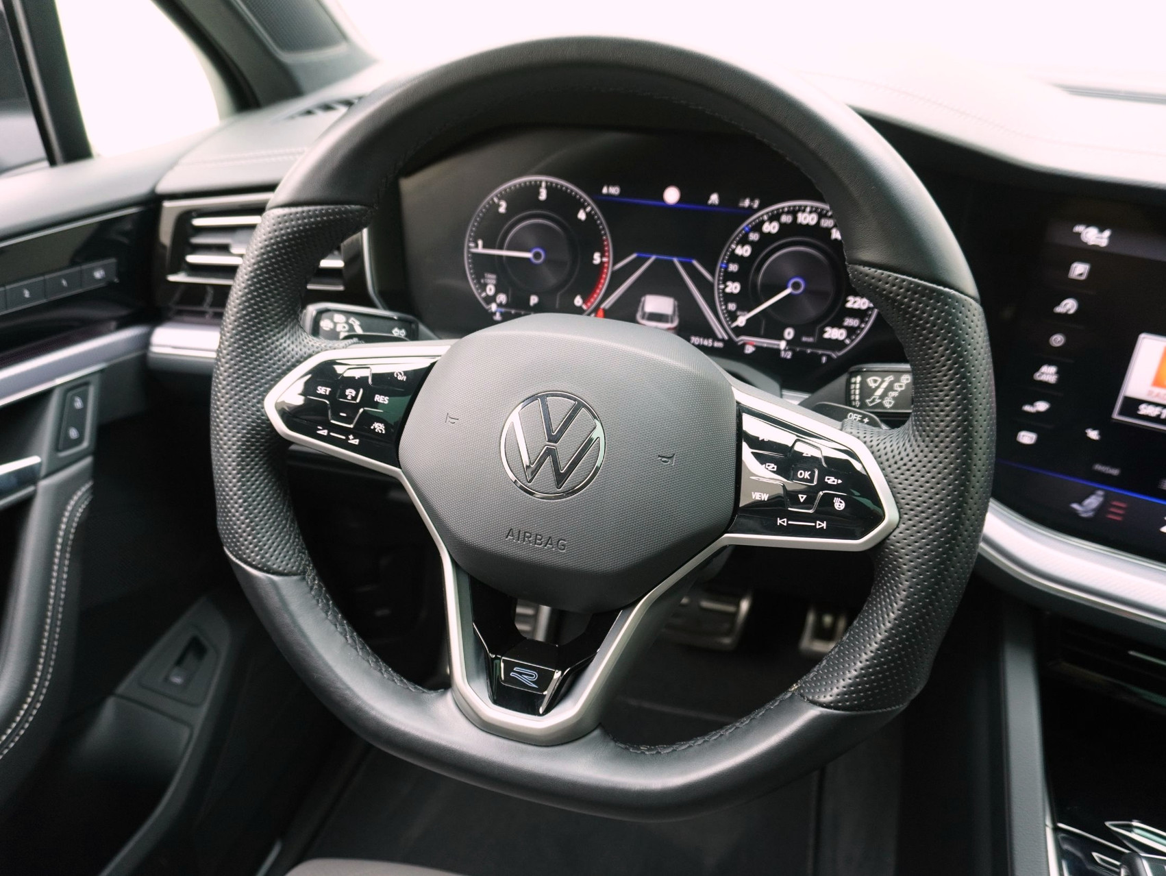 VW Touareg 3.0 V6 TDI R-Line Black Style 4Motion