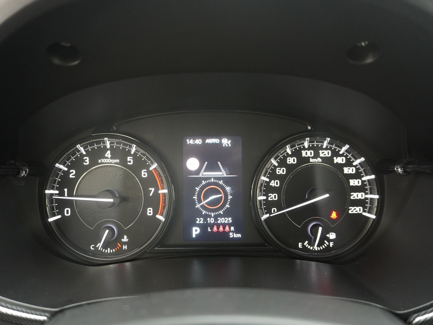 SUZUKI Vitara 1.4 T Compact Top Hybrid 4×4