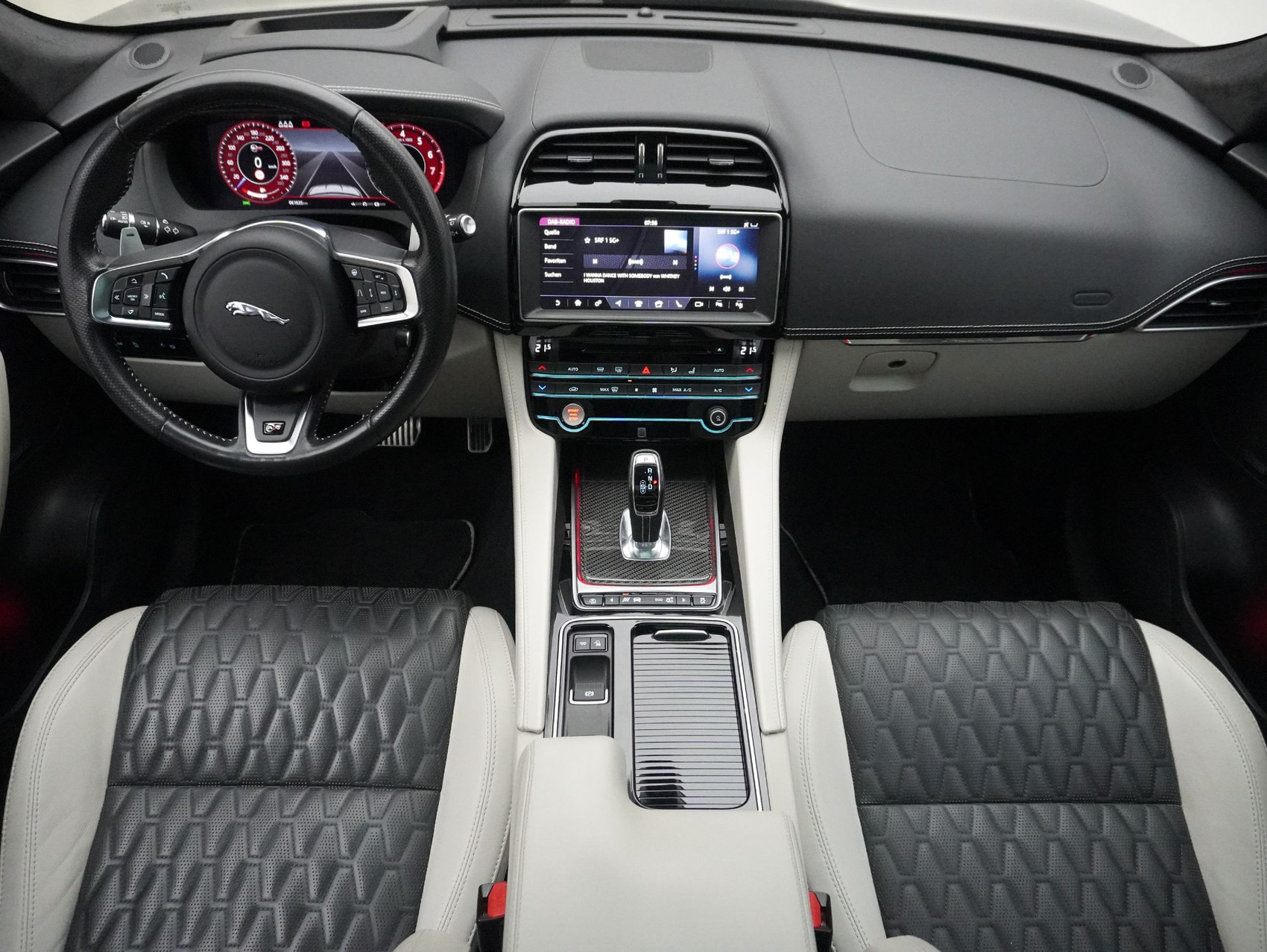 JAGUAR F-Pace 5.0 V8 SVR AWD