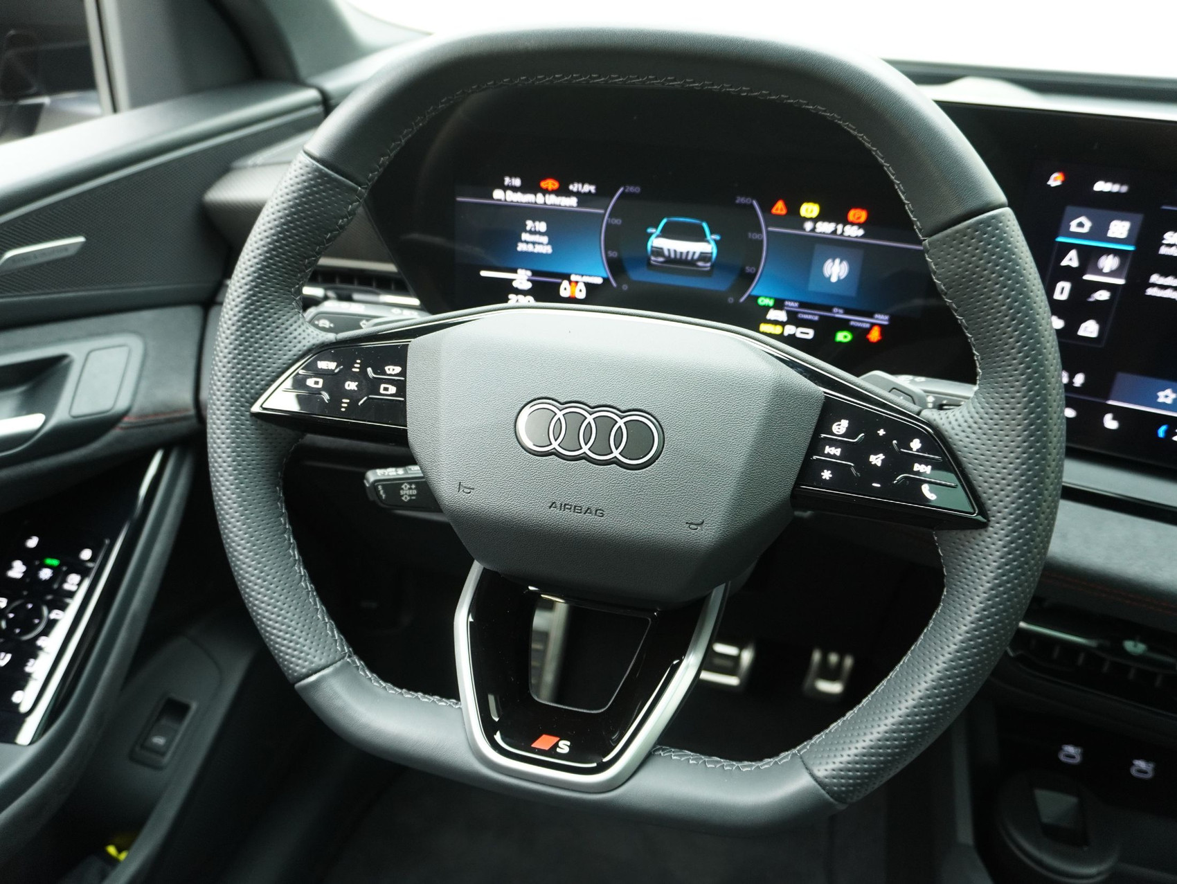 AUDI SQ6 e-tron SUV quattro **Edition one**