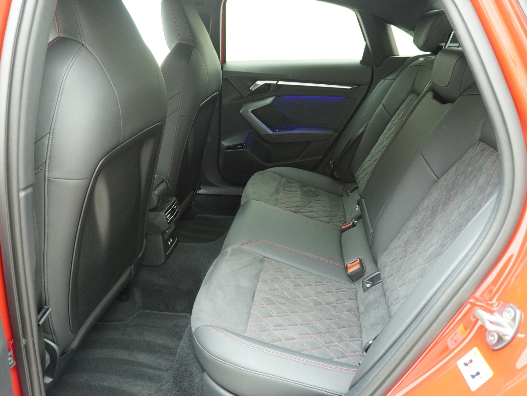 AUDI A3 Limousine 35 TFSI S Line S-Tronic **Audi Werksgarantie bis 02/2030**