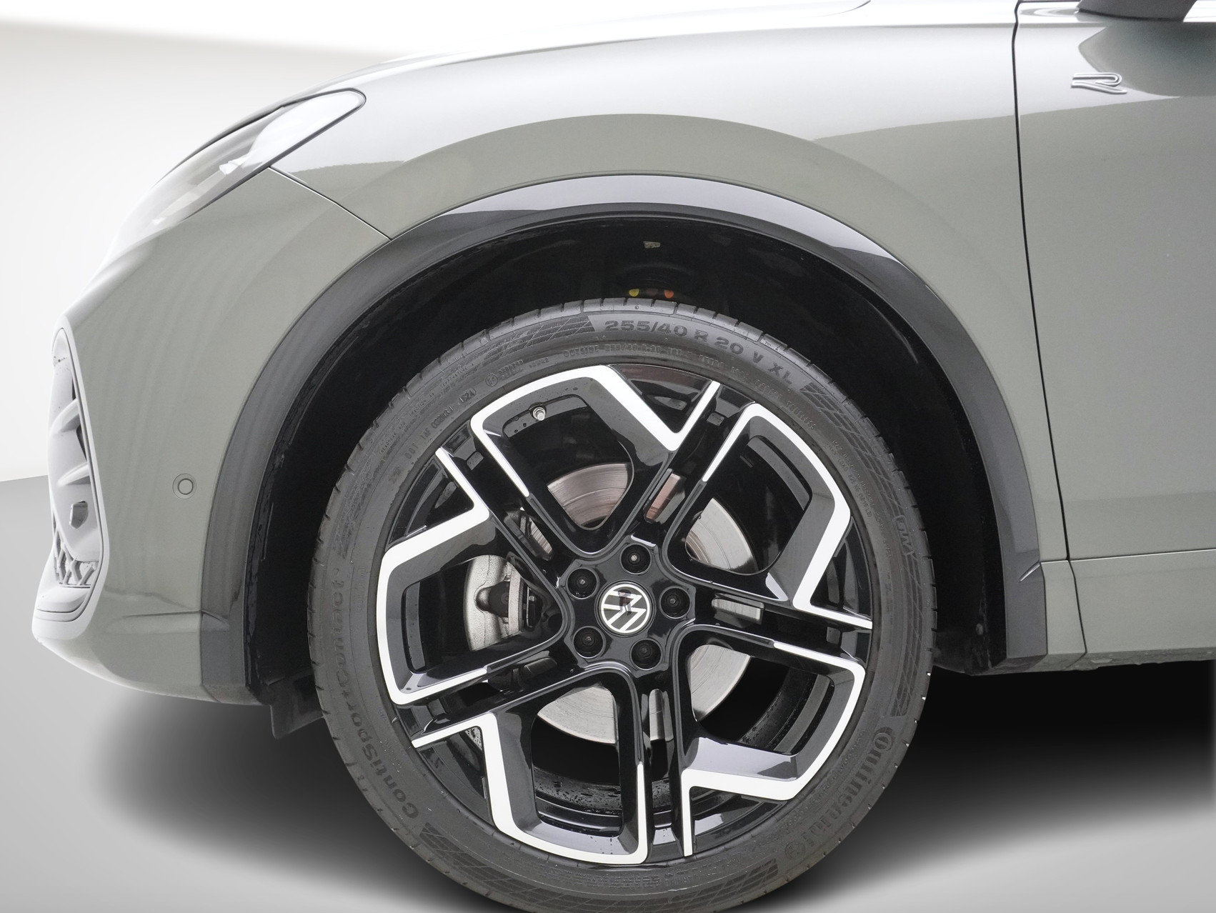 VW Tiguan 2.0 TSI DSG R-Line Black Style 4Motion (2025)