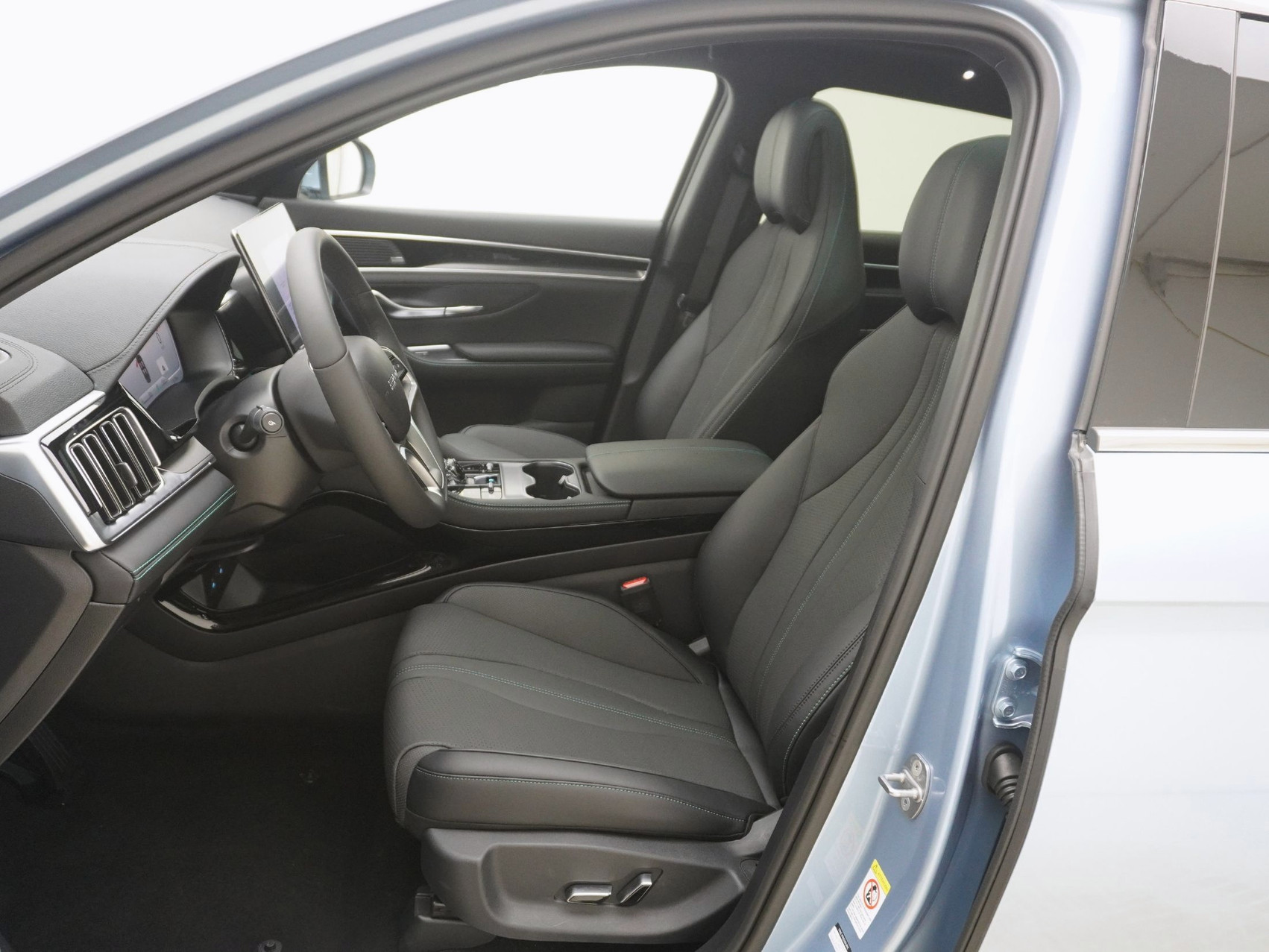 BYD Seal U DM-i Design AWD