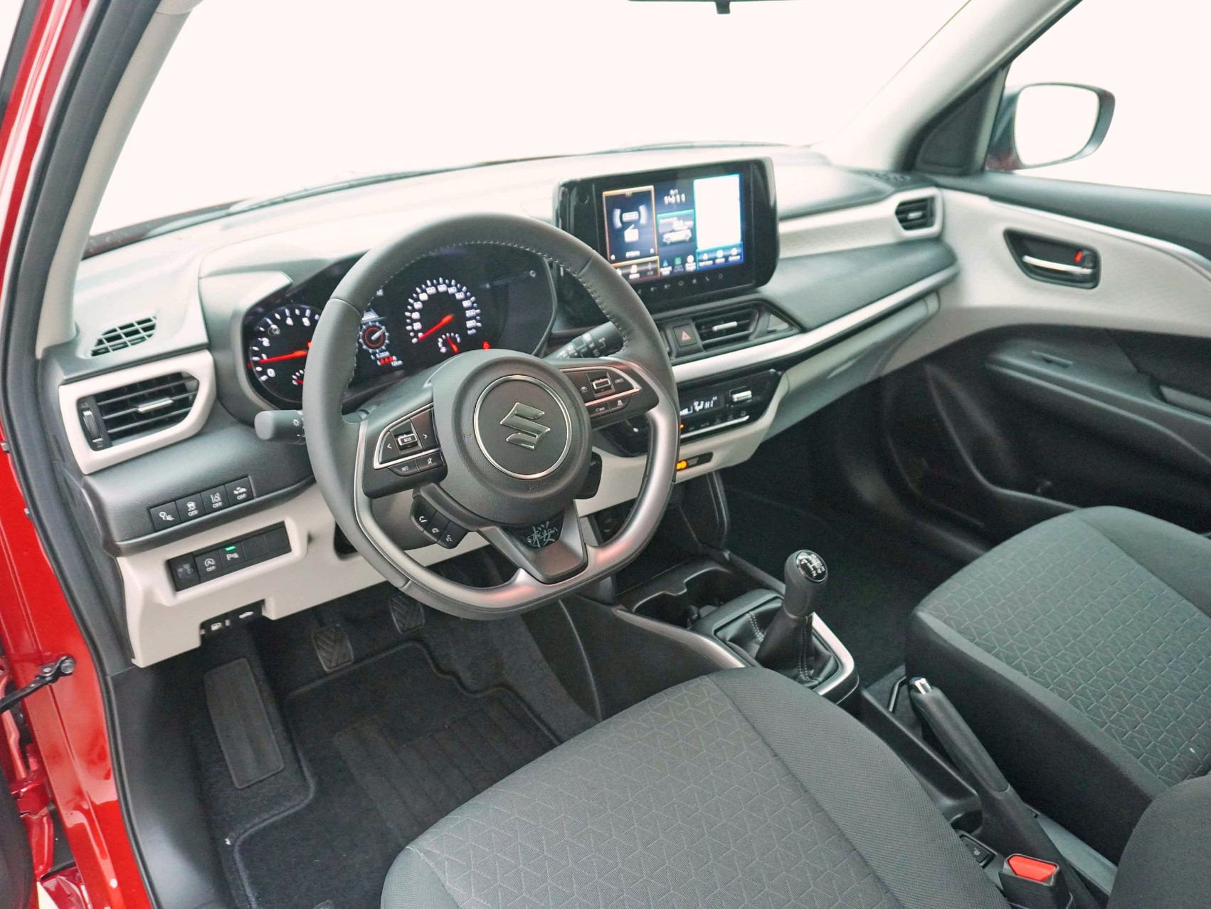 SUZUKI Swift 1.2 Sakura Top Hybrid 4×4