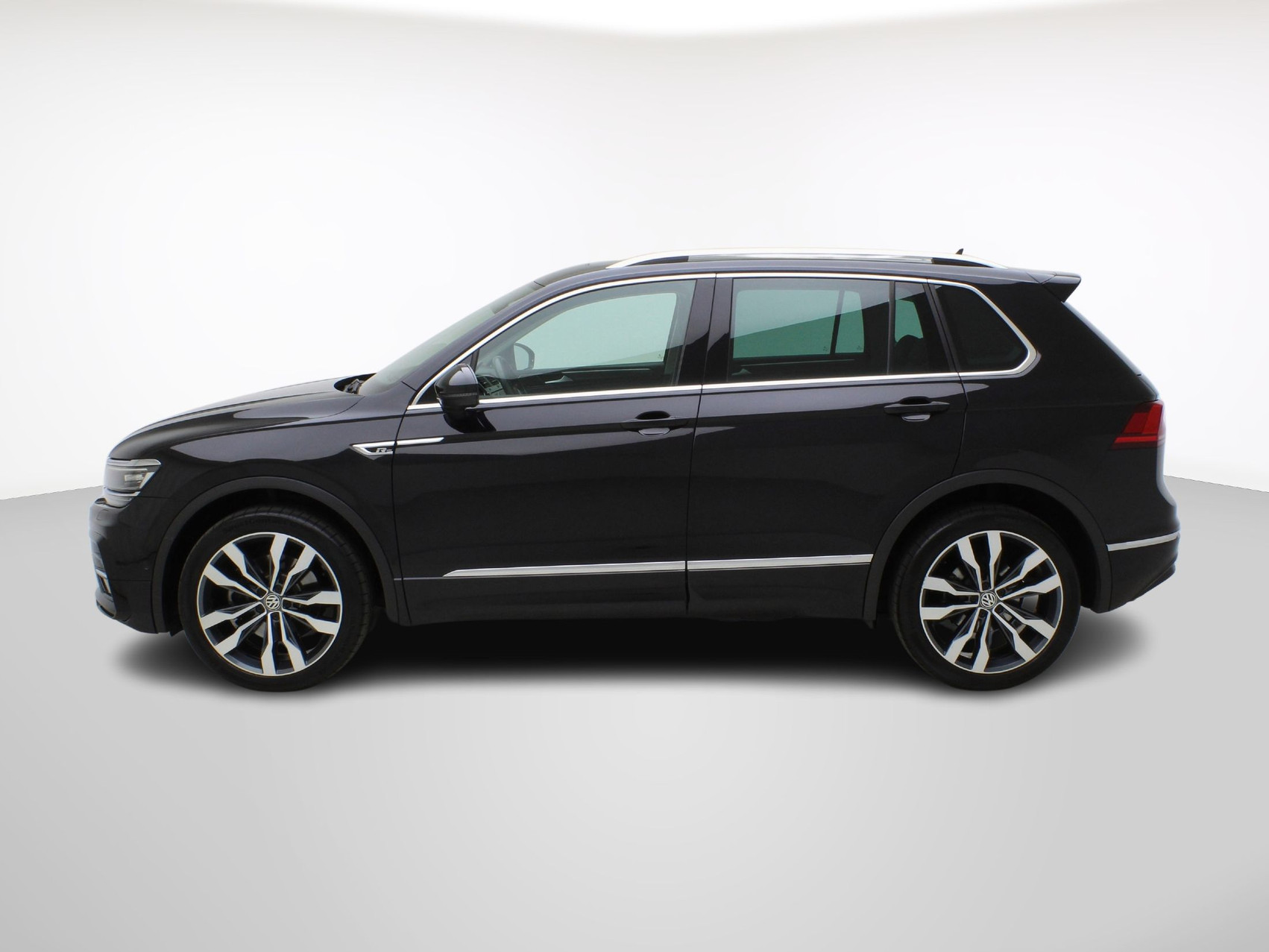 VW Tiguan 2.0 TSI DSG R-Line 4Motion