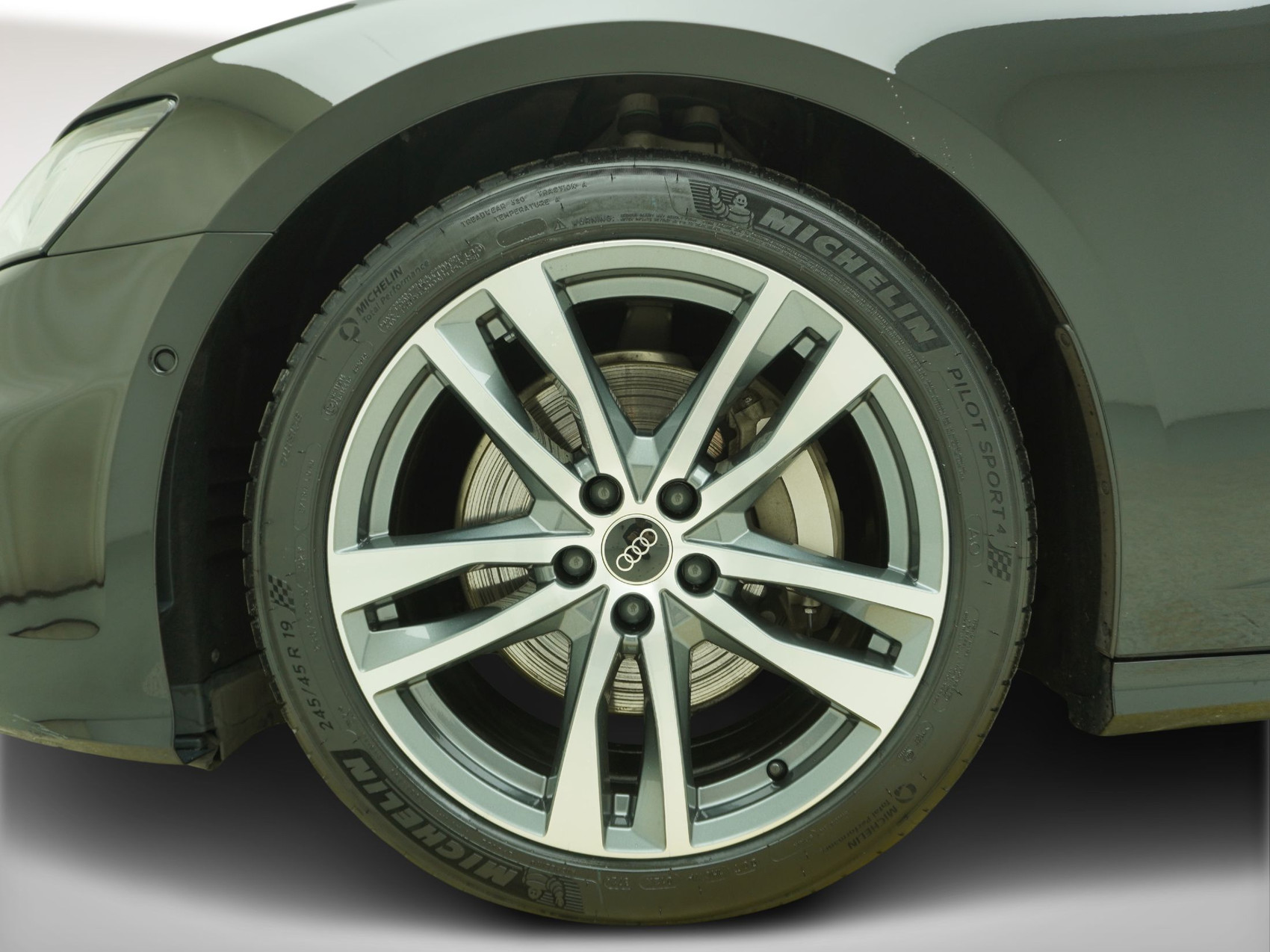 AUDI A6 Avant 45 TFSI S Line quattro S-Tronic **Audi Werksgarantie bis 01/2030**