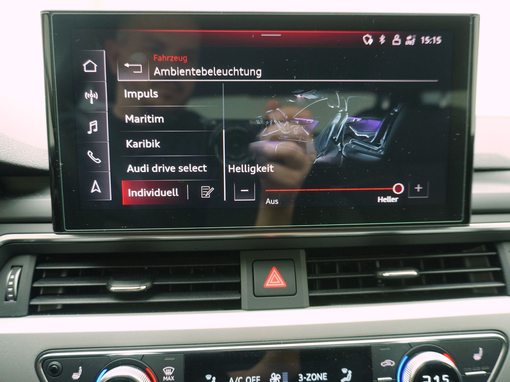 AUDI A4 40 TFSI S Line S-Tronic