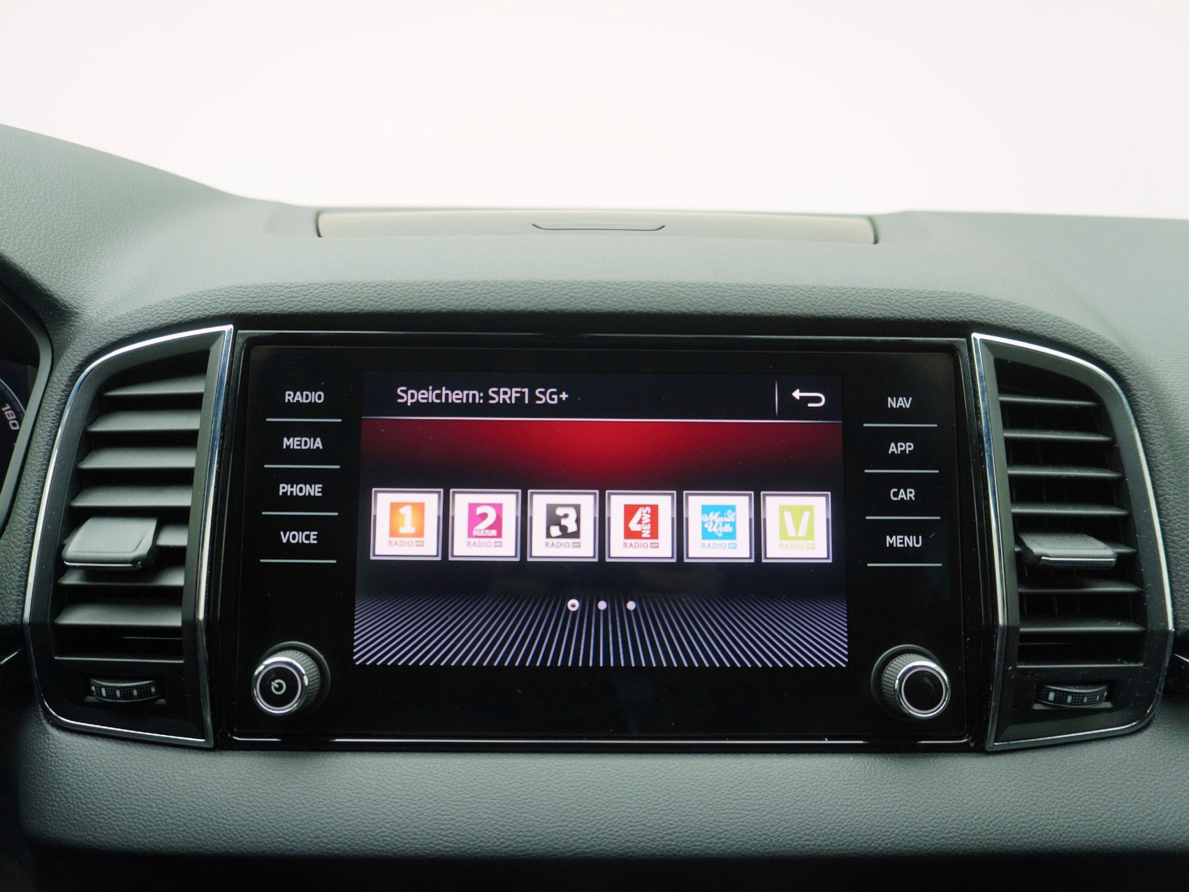 SKODA Karoq 2.0 TSI DSG Sport Line 4×4