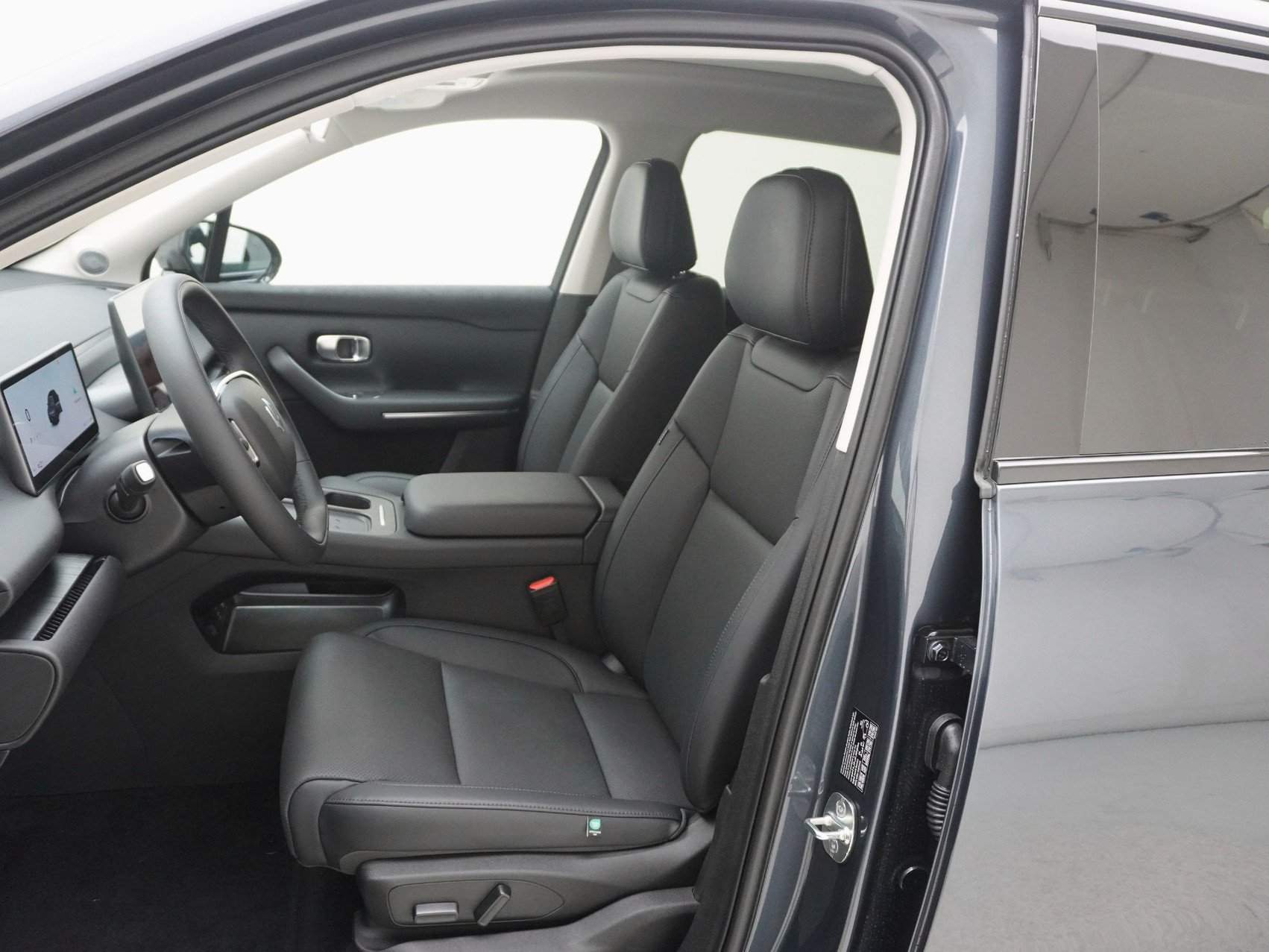 LEAPMOTOR C10 Design Pro MAX AWD