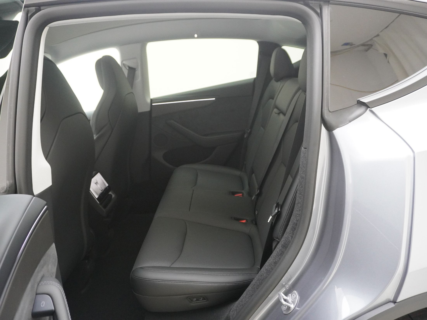 TESLA Model Y Performance AWD