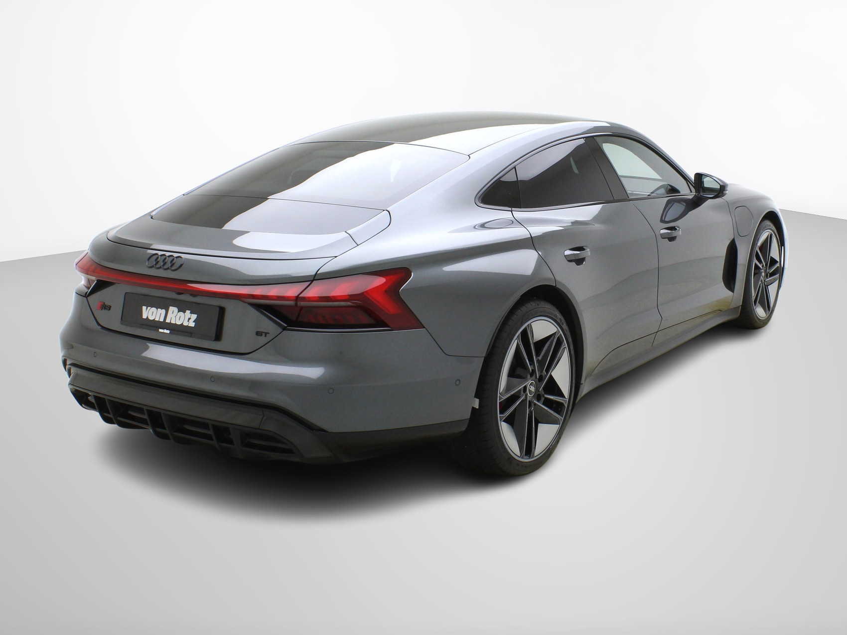 AUDI e-tron GT RS quattro **Carbon Optik / Hinterachslenkung / Matrix / uvm.**