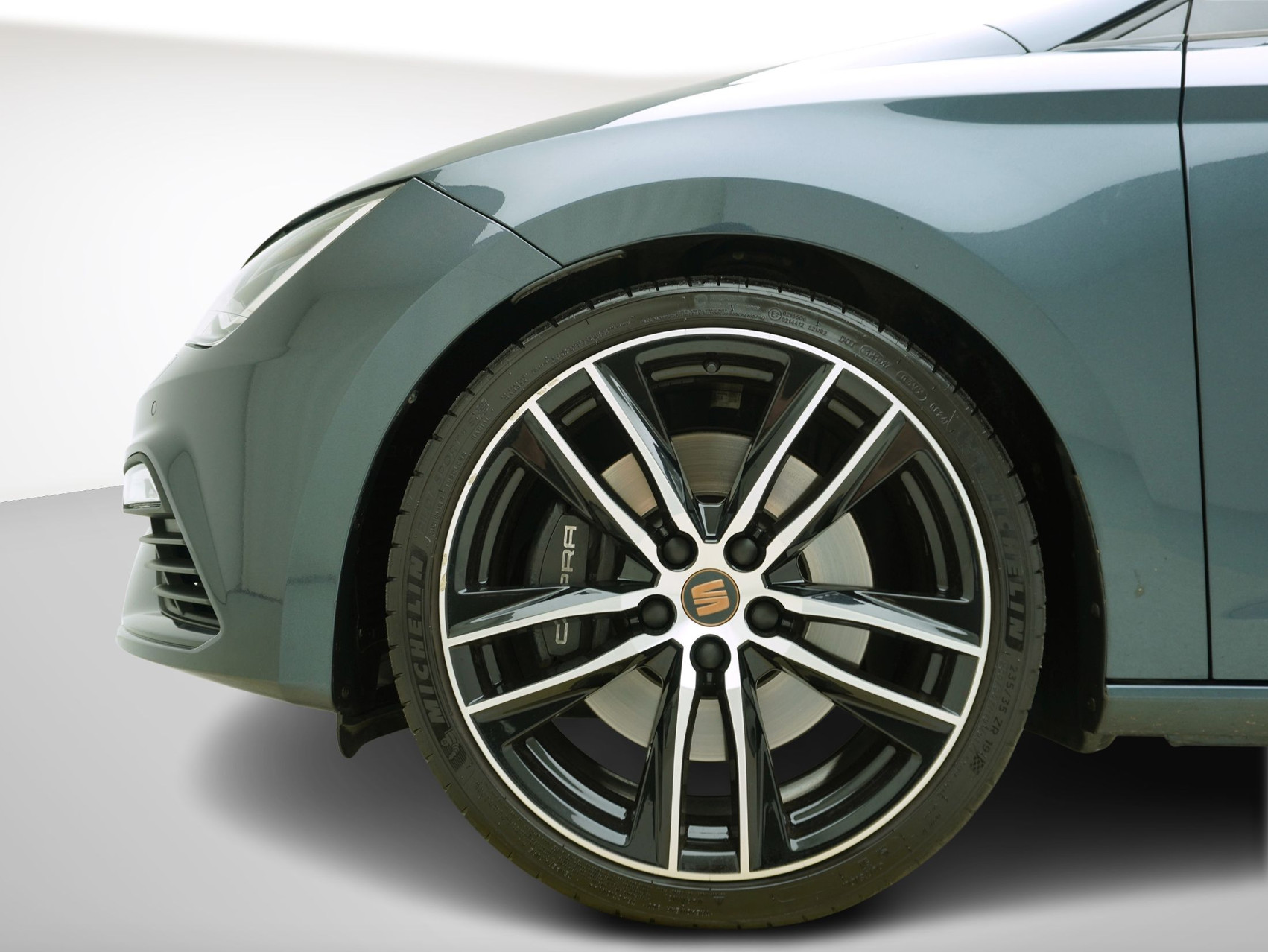 SEAT Leon ST 2.0 TSI DSG Cupra 4Drive