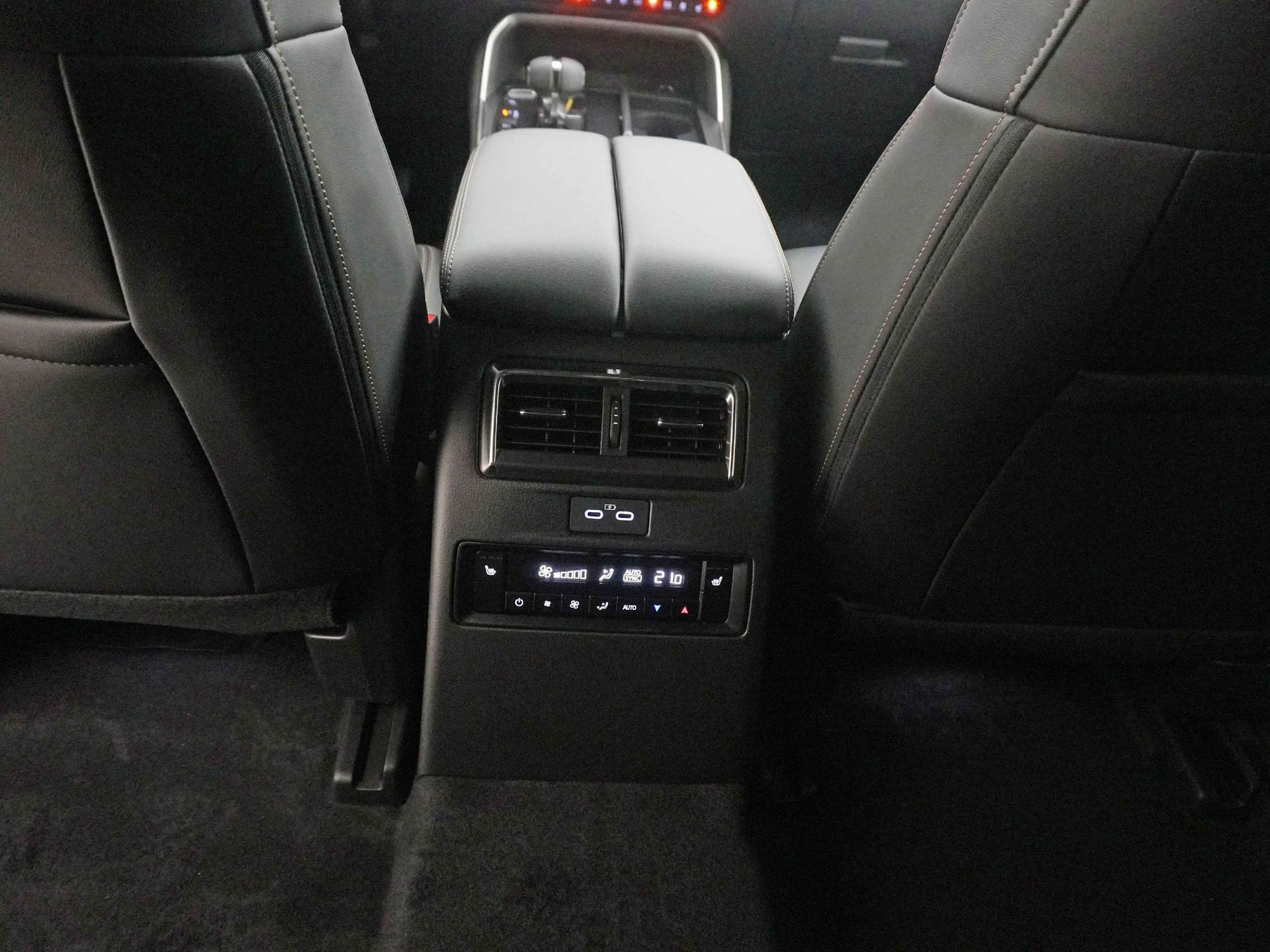 MAZDA CX-80 2.5 PHEV Homura Plus ***Gratis Mazda Service Pack 4 Jahre***