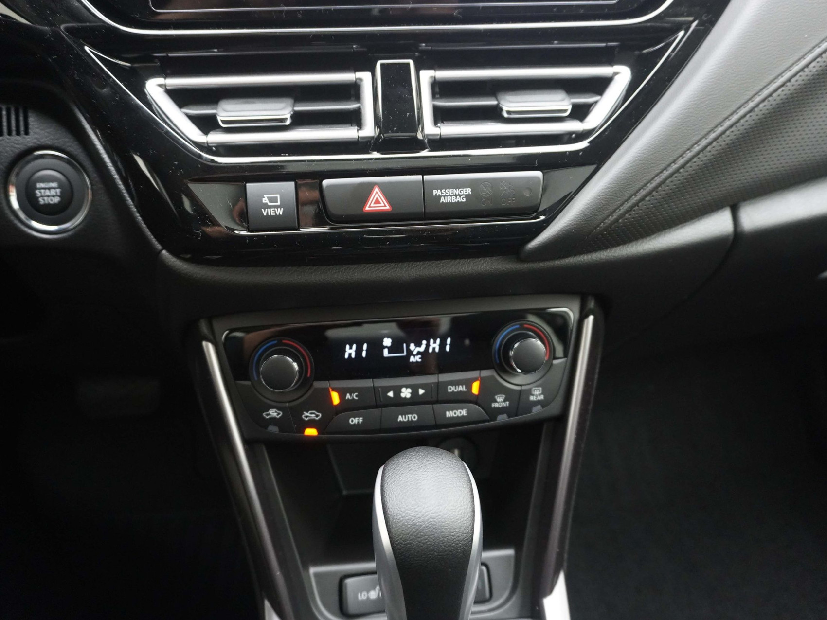 SUZUKI S-Cross 1.4 T Compact Top Hybrid 4×4