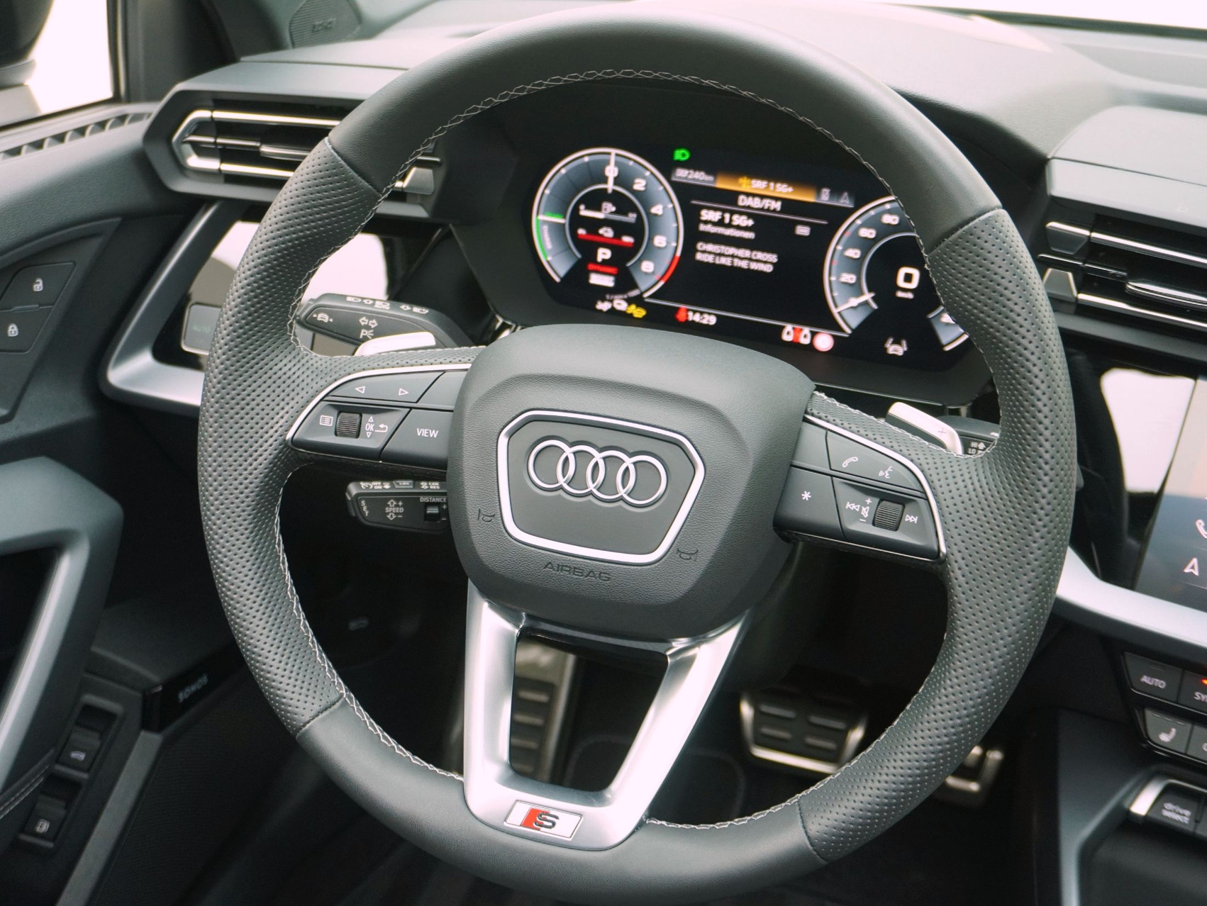 AUDI A3 Sportback 40 TFSI e S line S-Tronic **Audi Werksgarantie bis 04/2030**