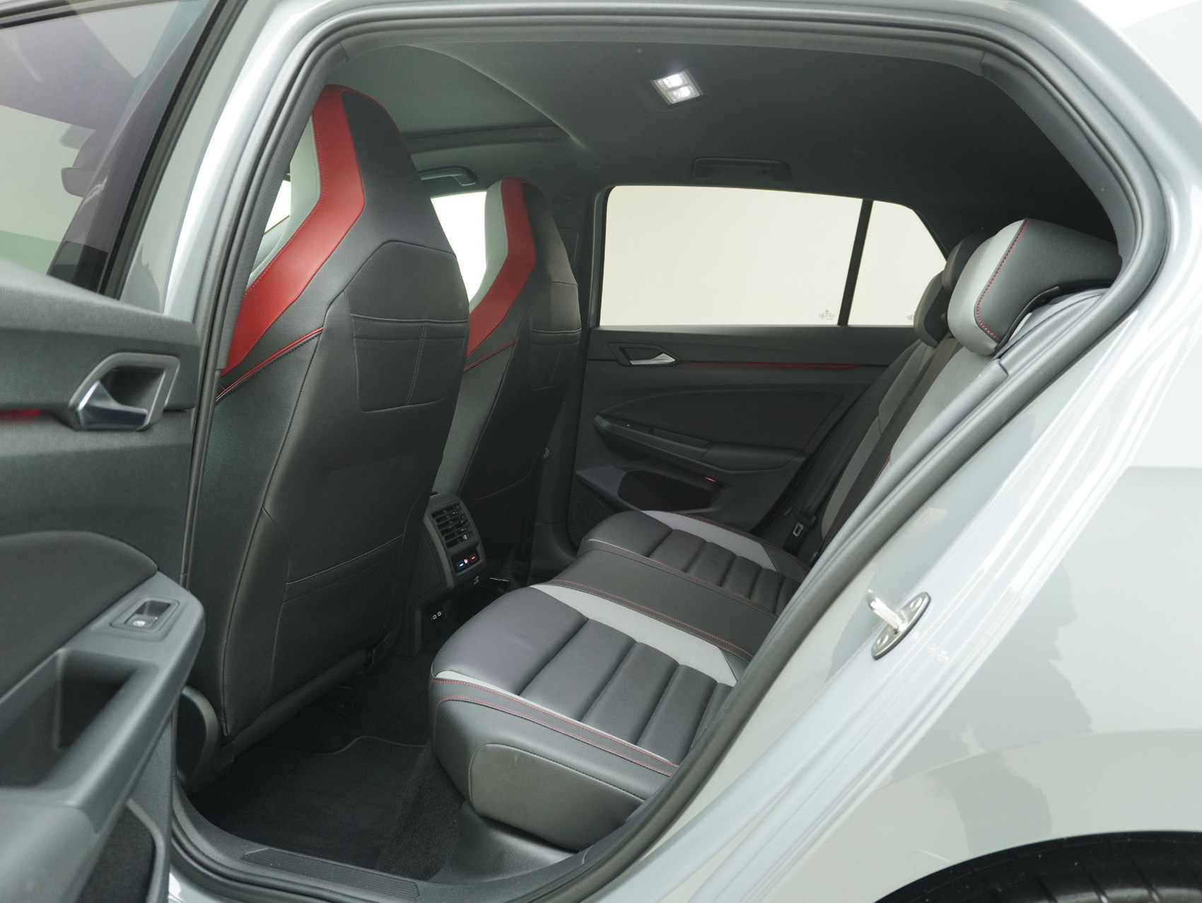 VW Golf 8 2.0 TSI DSG GTI