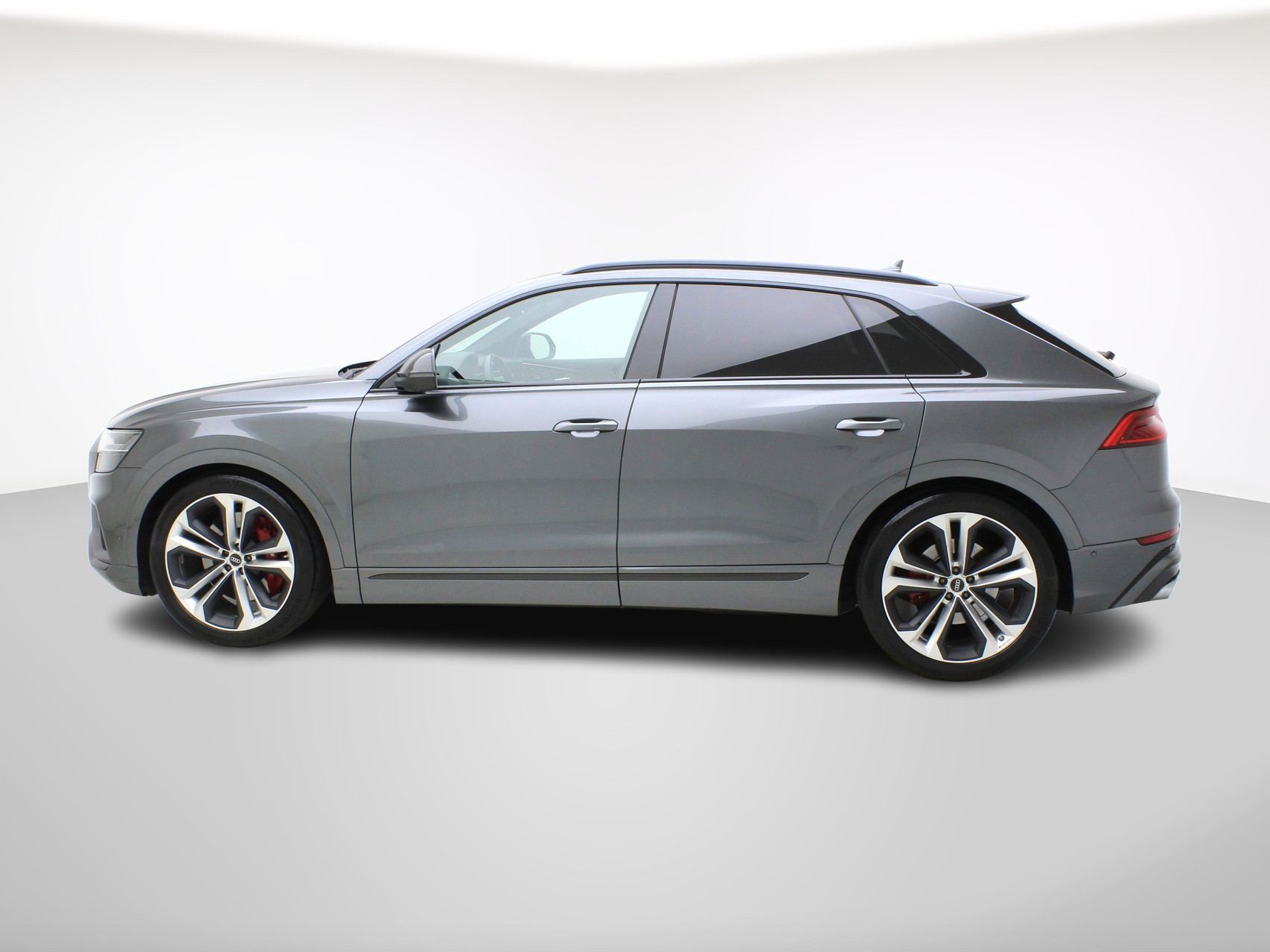 AUDI SQ8 4.0 V8 TFSI quattro T-Tronic **Vollleder/Massage-Sitze/AHK/SoftClose/Standheizung/u.v.m.**