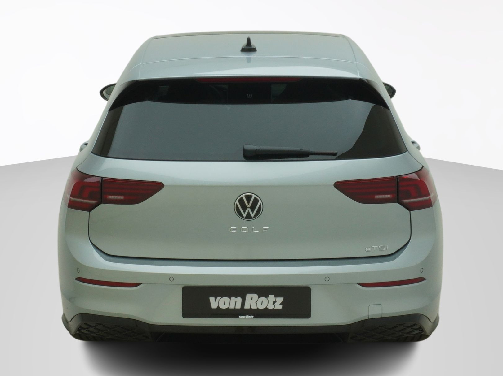 VW Golf VIII 1.5 eTSI R-Line DSG