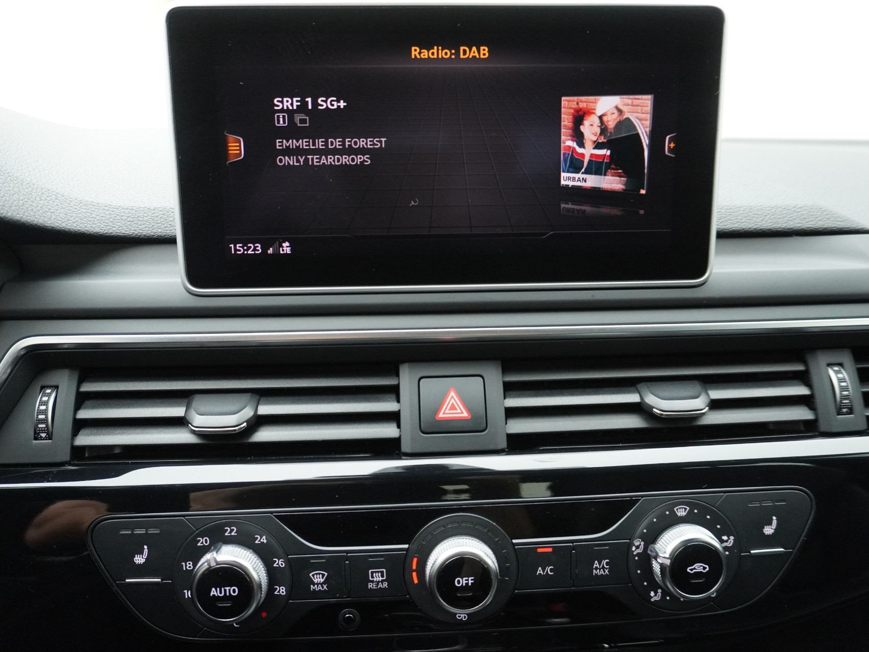 AUDI A4 Avant 50 TDI S line quattro T-Tronic