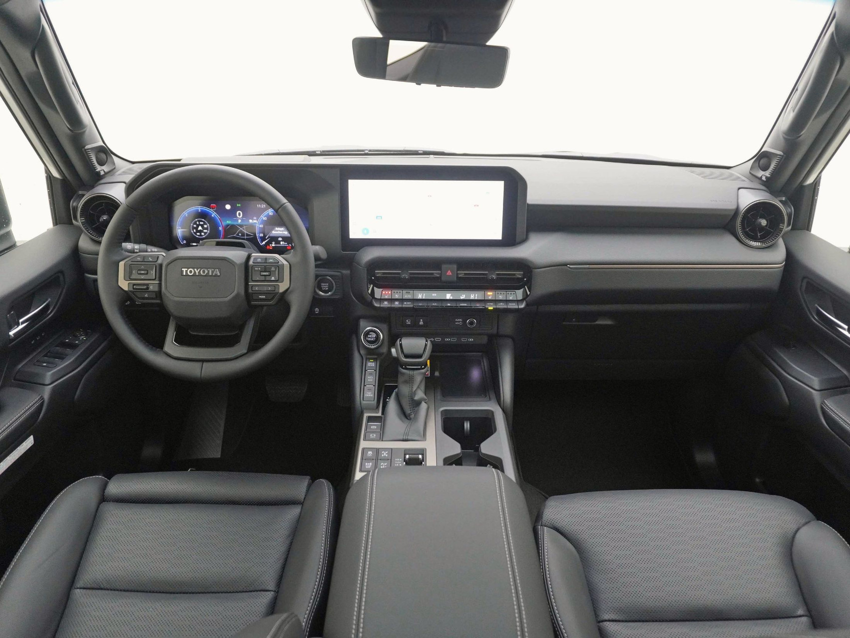 TOYOTA Land Cruiser 2.8 D 48V Invincible