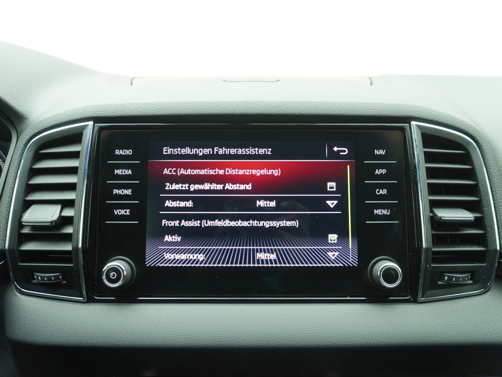 SKODA Karoq 2.0 TSI DSG Sport Line 4×4